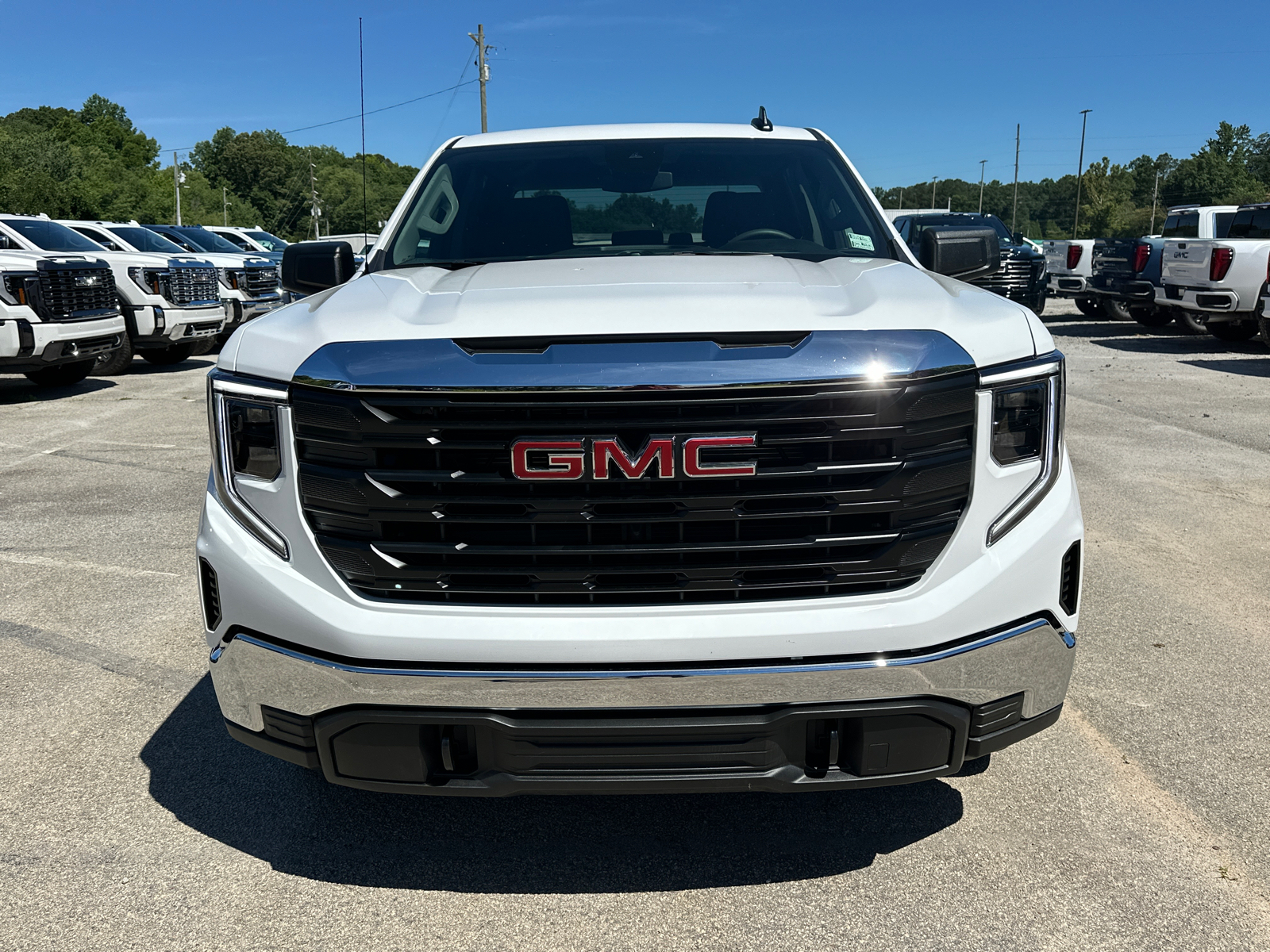 2024 GMC Sierra 1500 Pro 3