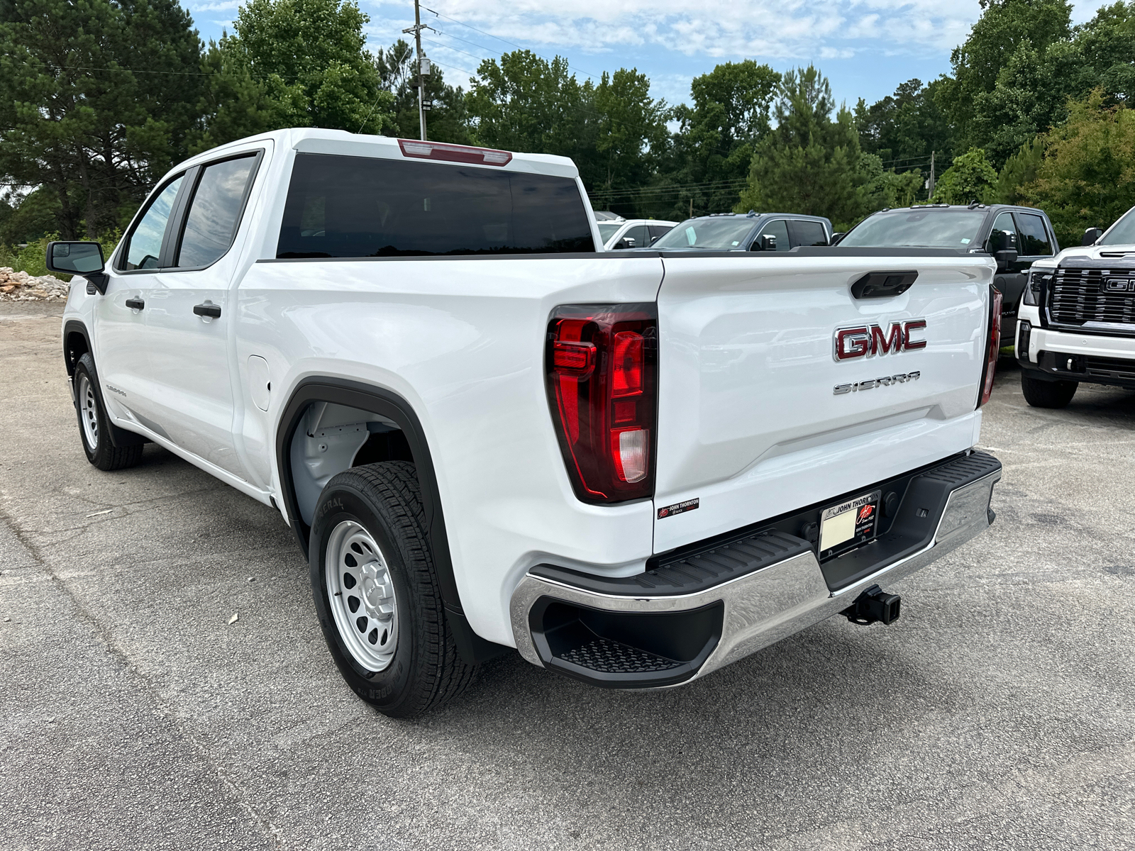 2024 GMC Sierra 1500 Pro 8