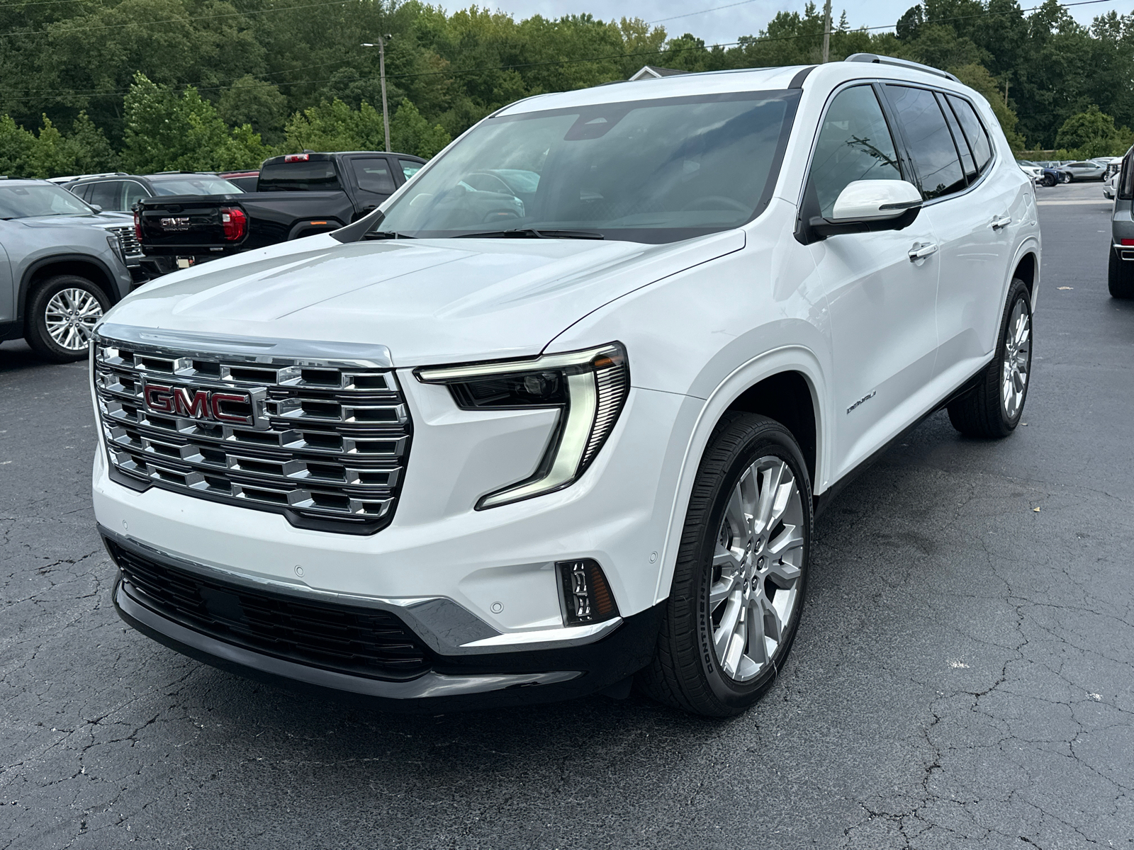 2024 GMC Acadia  2