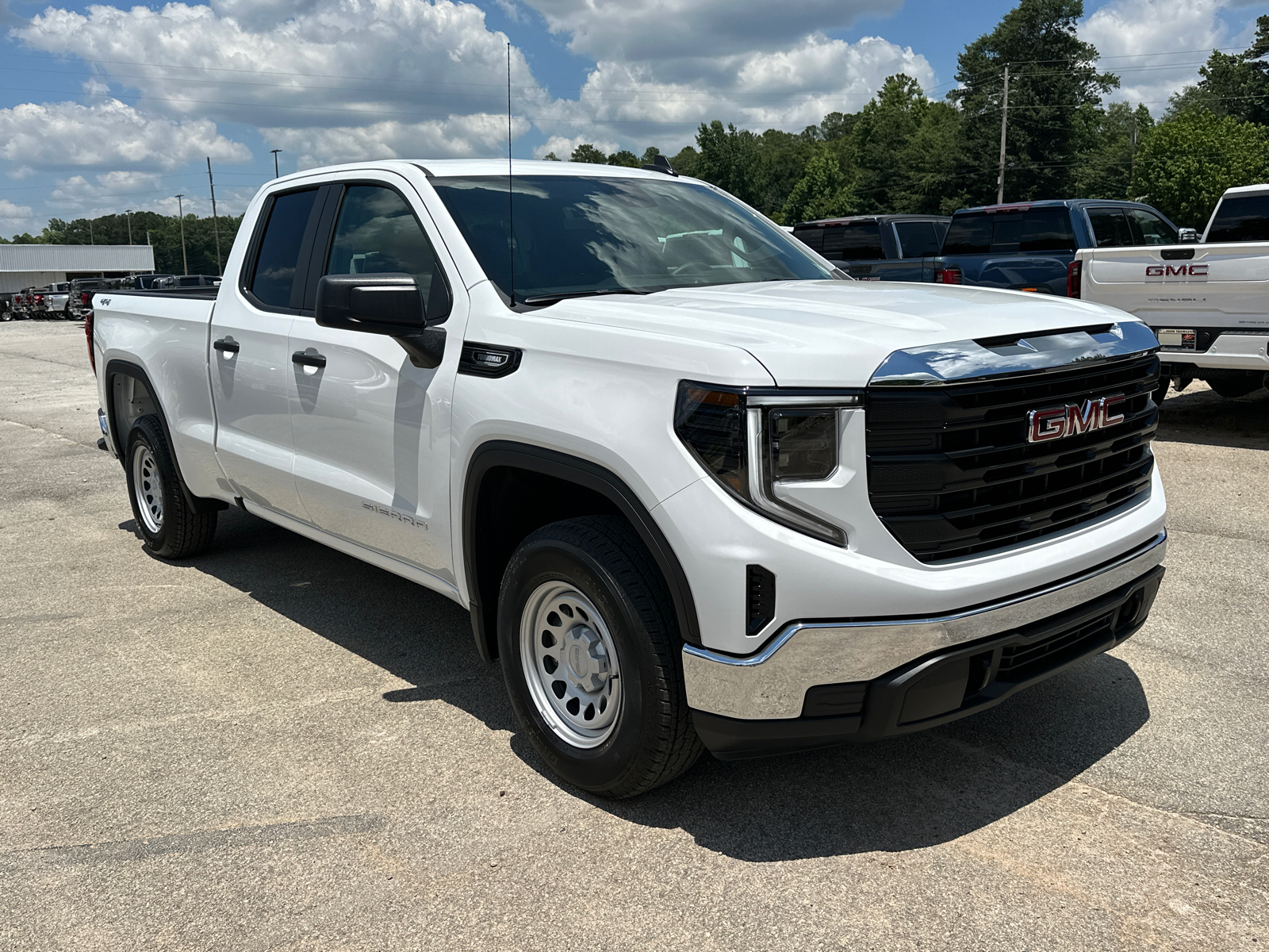 2024 GMC Sierra 1500 Pro 4