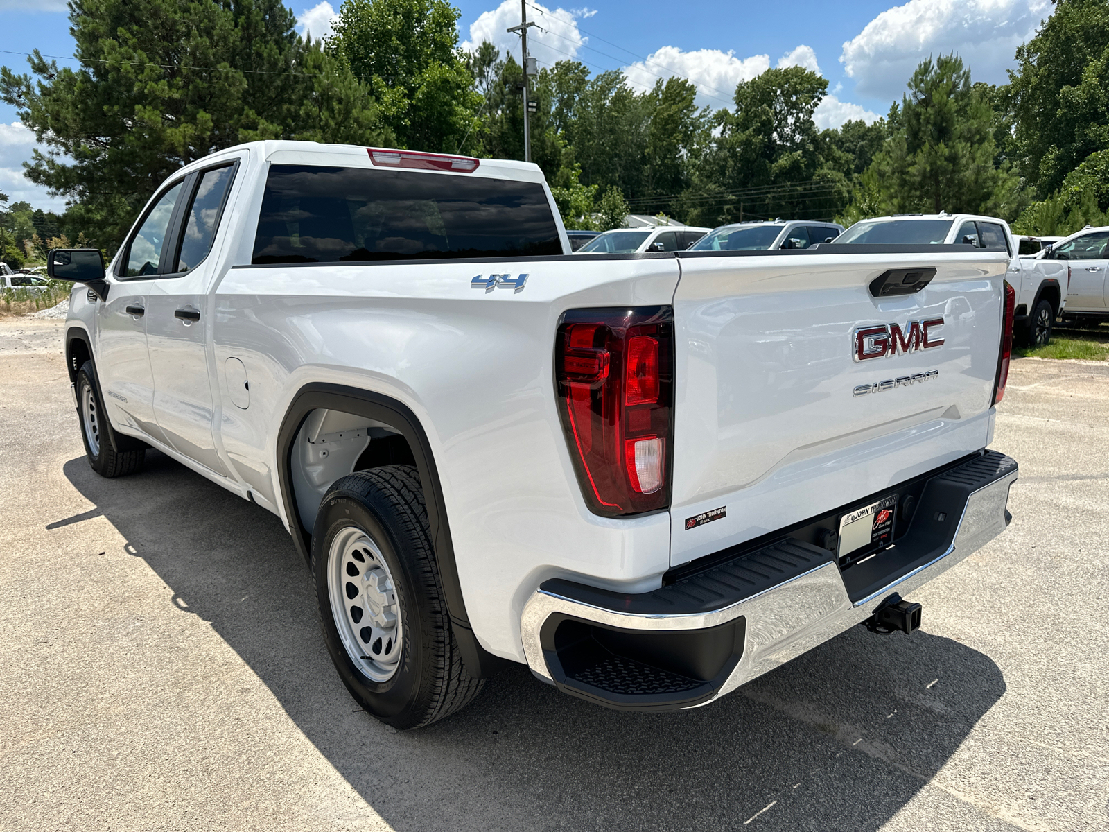 2024 GMC Sierra 1500 Pro 8