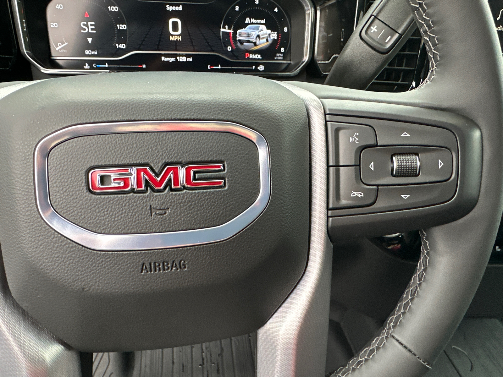 2024 GMC Sierra 1500 Elevation 26