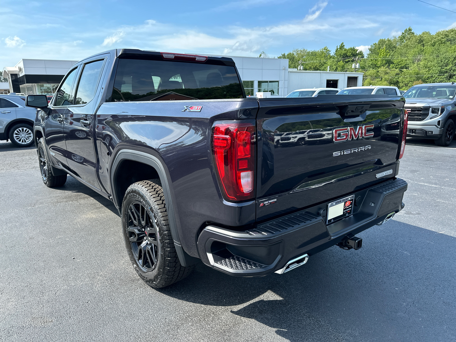 2024 GMC Sierra 1500 Elevation 8