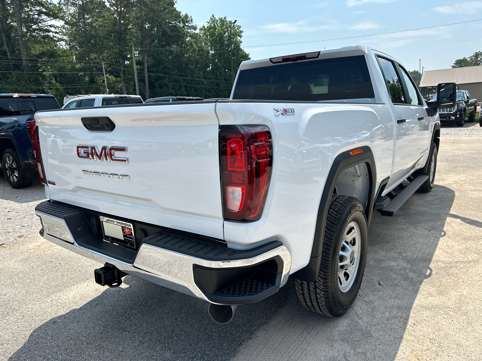 2024 GMC Sierra 2500HD Pro 6