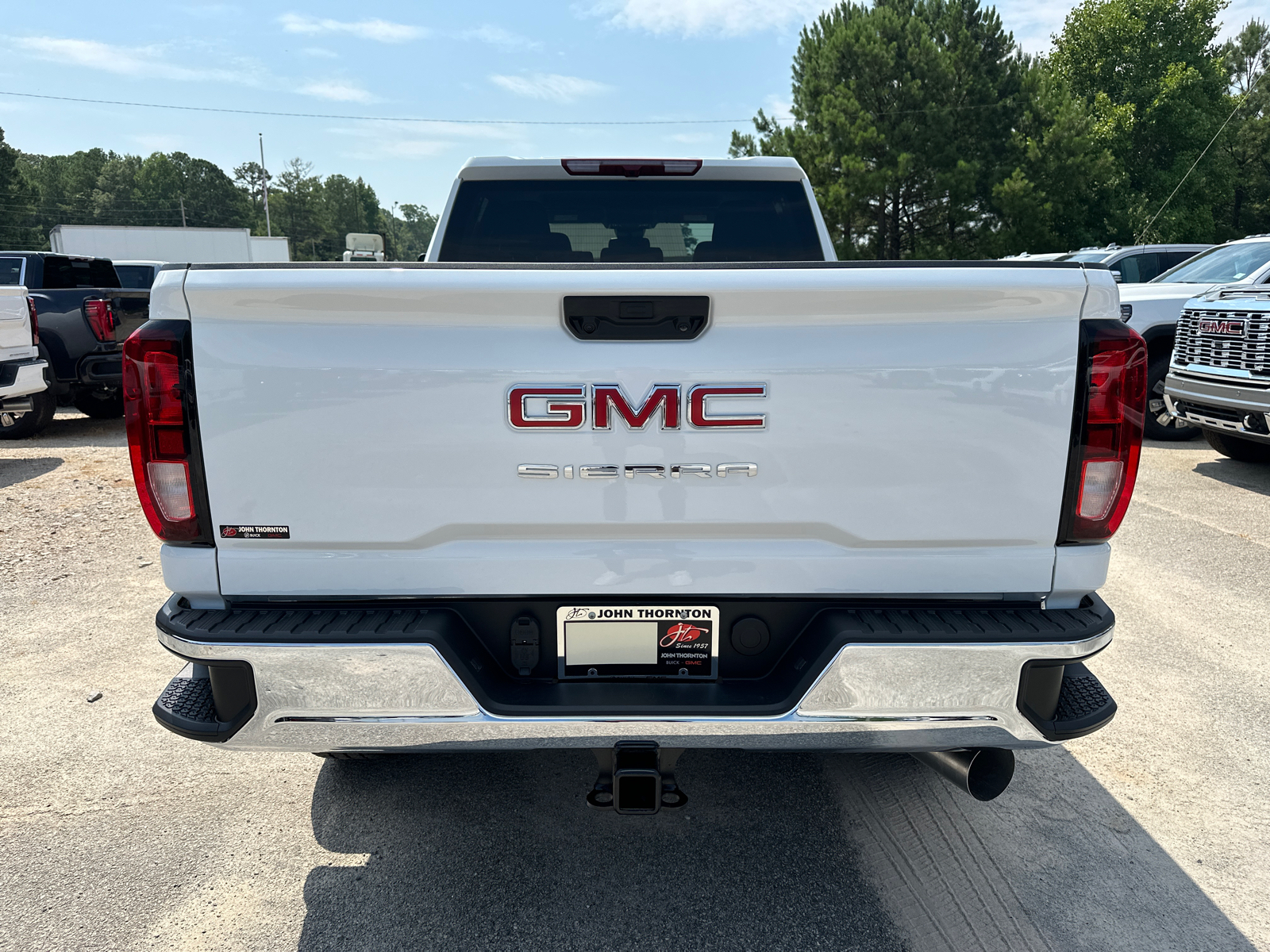 2024 GMC Sierra 2500HD Pro 7