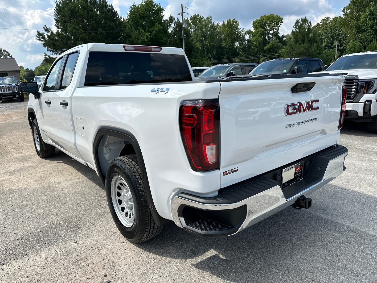 2024 GMC Sierra 1500 Pro 8