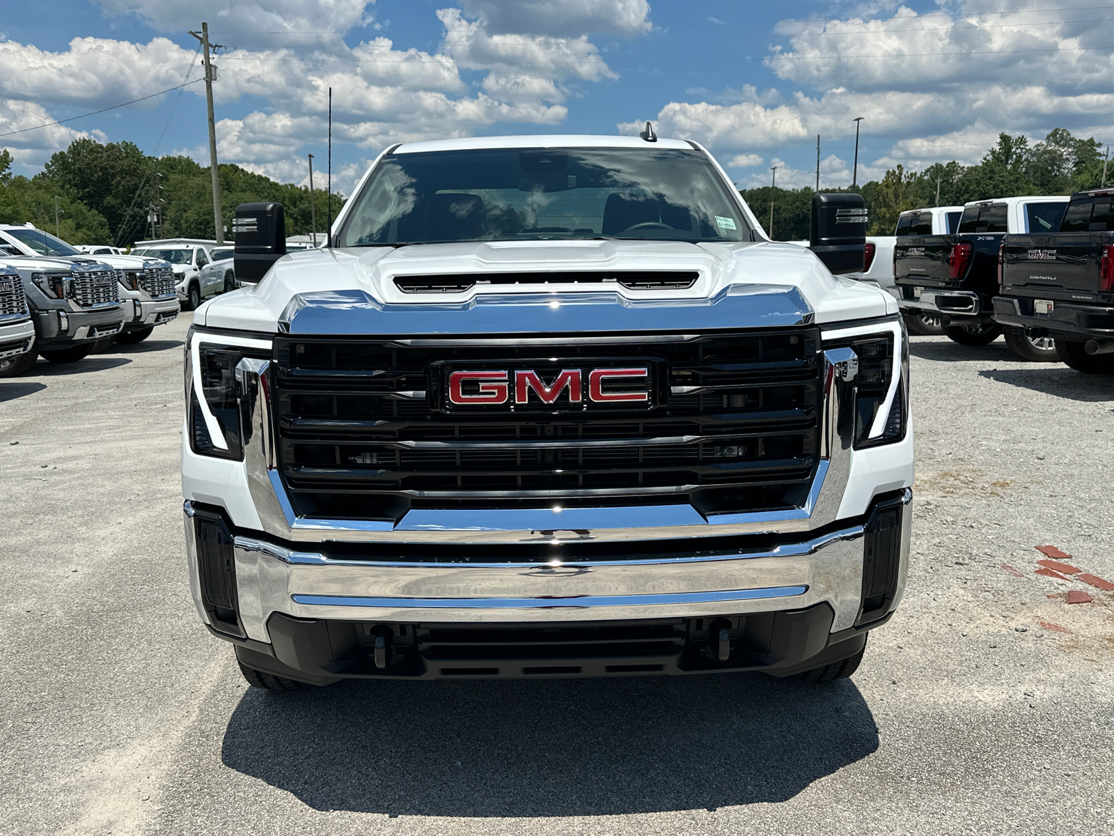 2024 GMC Sierra 2500HD Pro 3