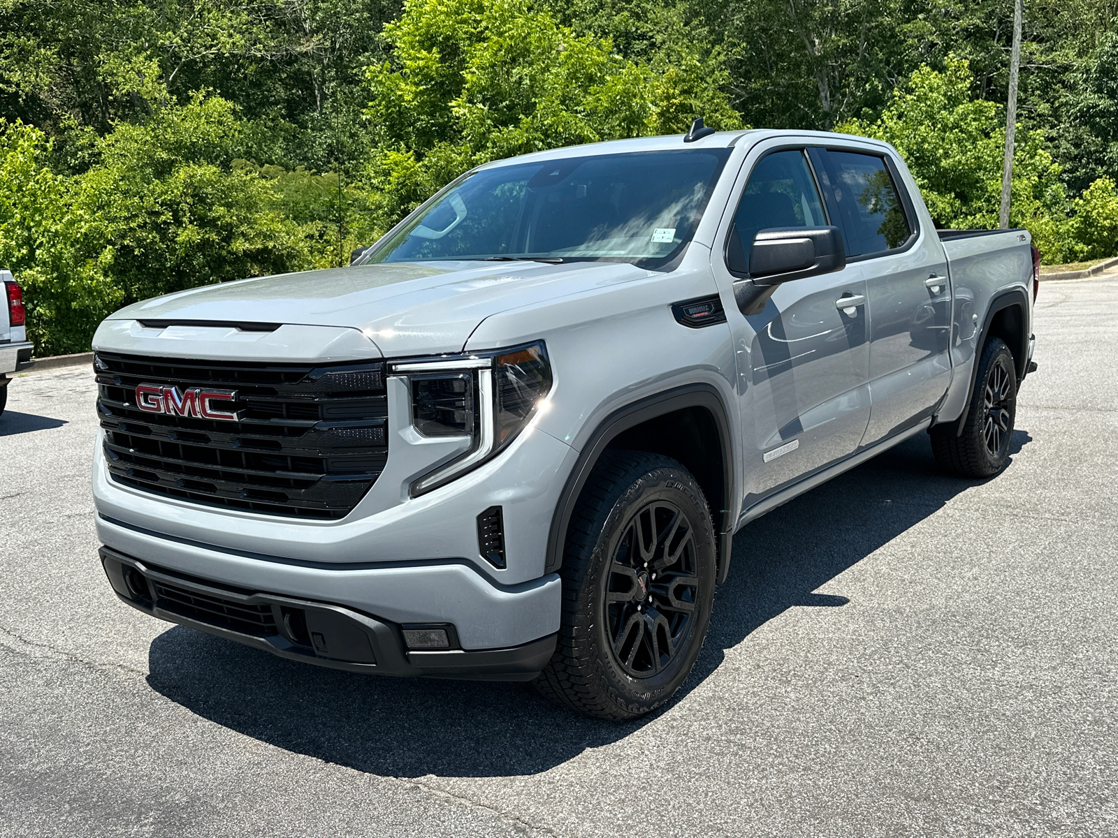 2024 GMC Sierra 1500  2