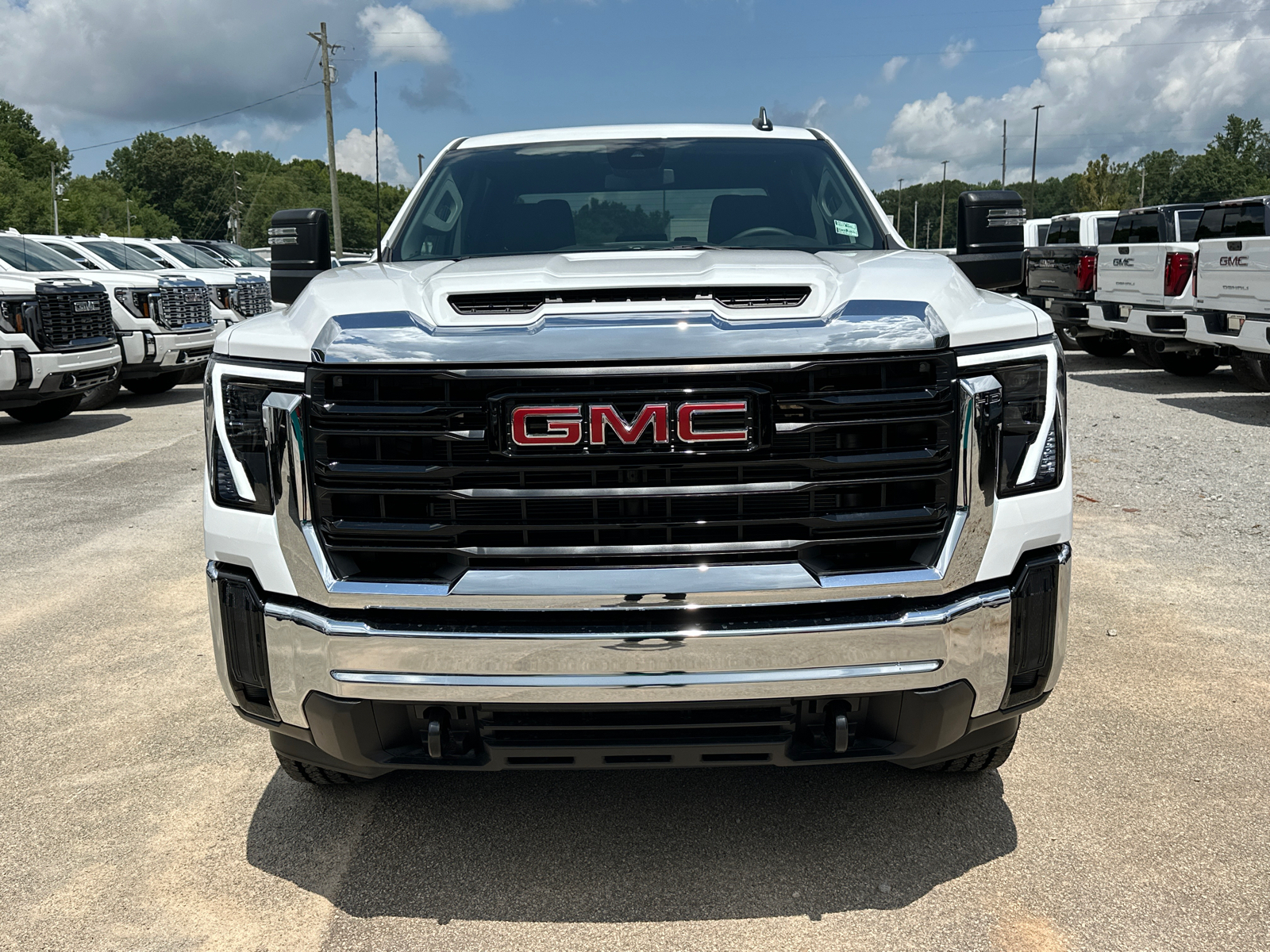 2024 GMC Sierra 2500HD Pro 3