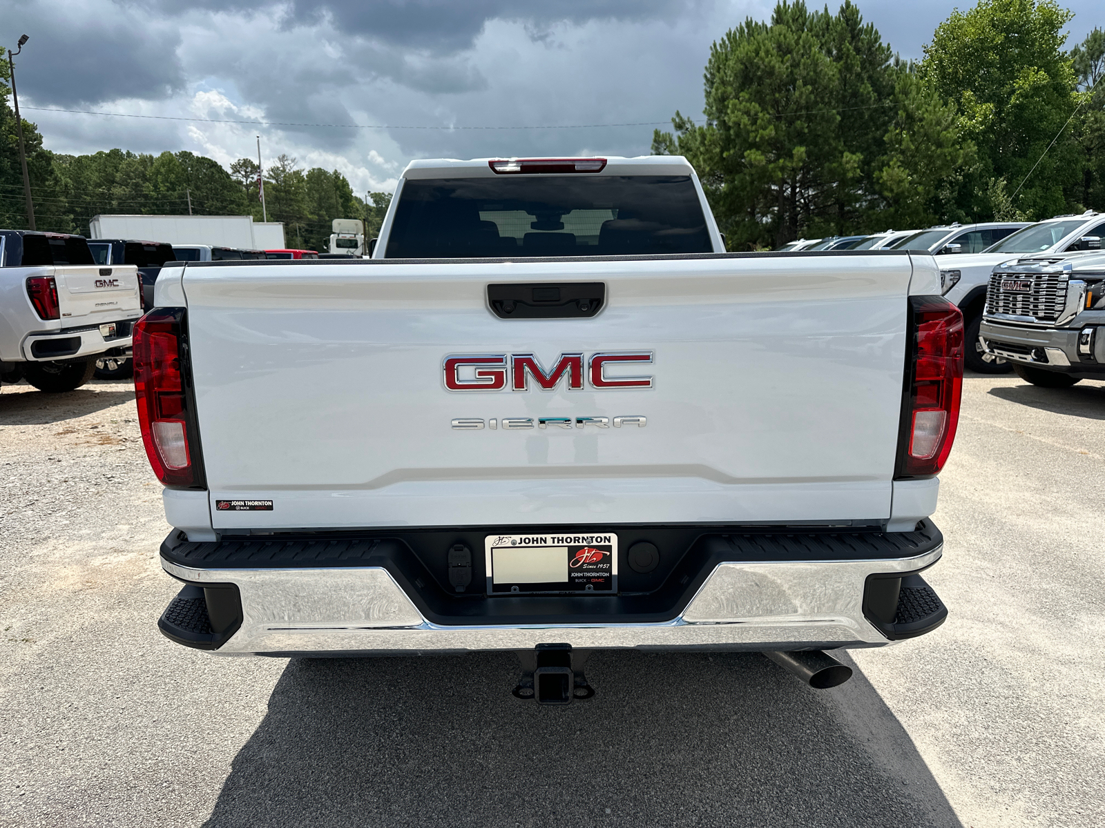 2024 GMC Sierra 2500HD Pro 7