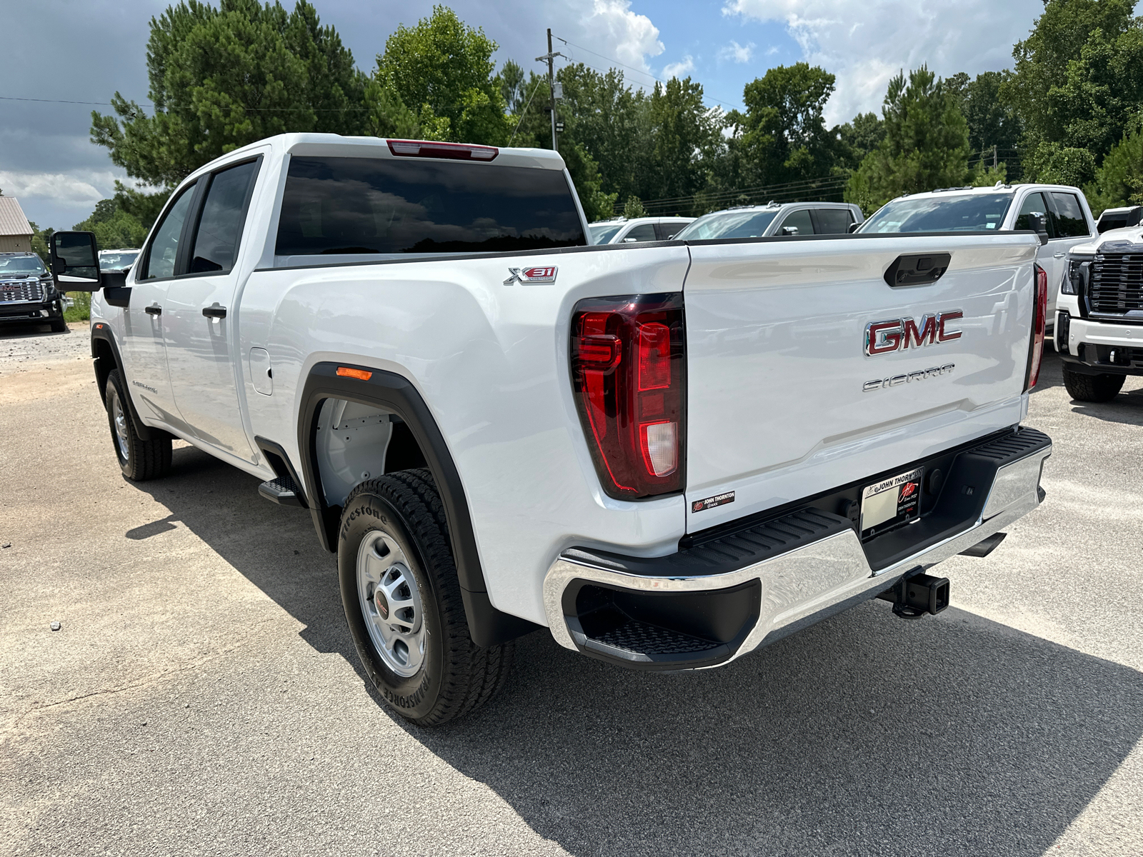 2024 GMC Sierra 2500HD Pro 8