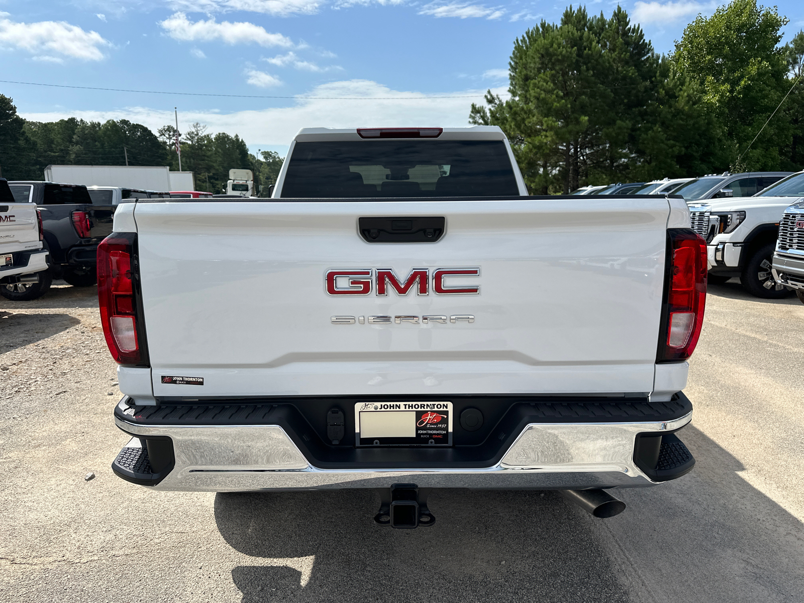 2024 GMC Sierra 2500HD Pro 7