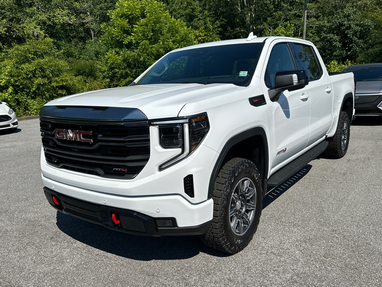 2024 GMC Sierra 1500 AT4 2