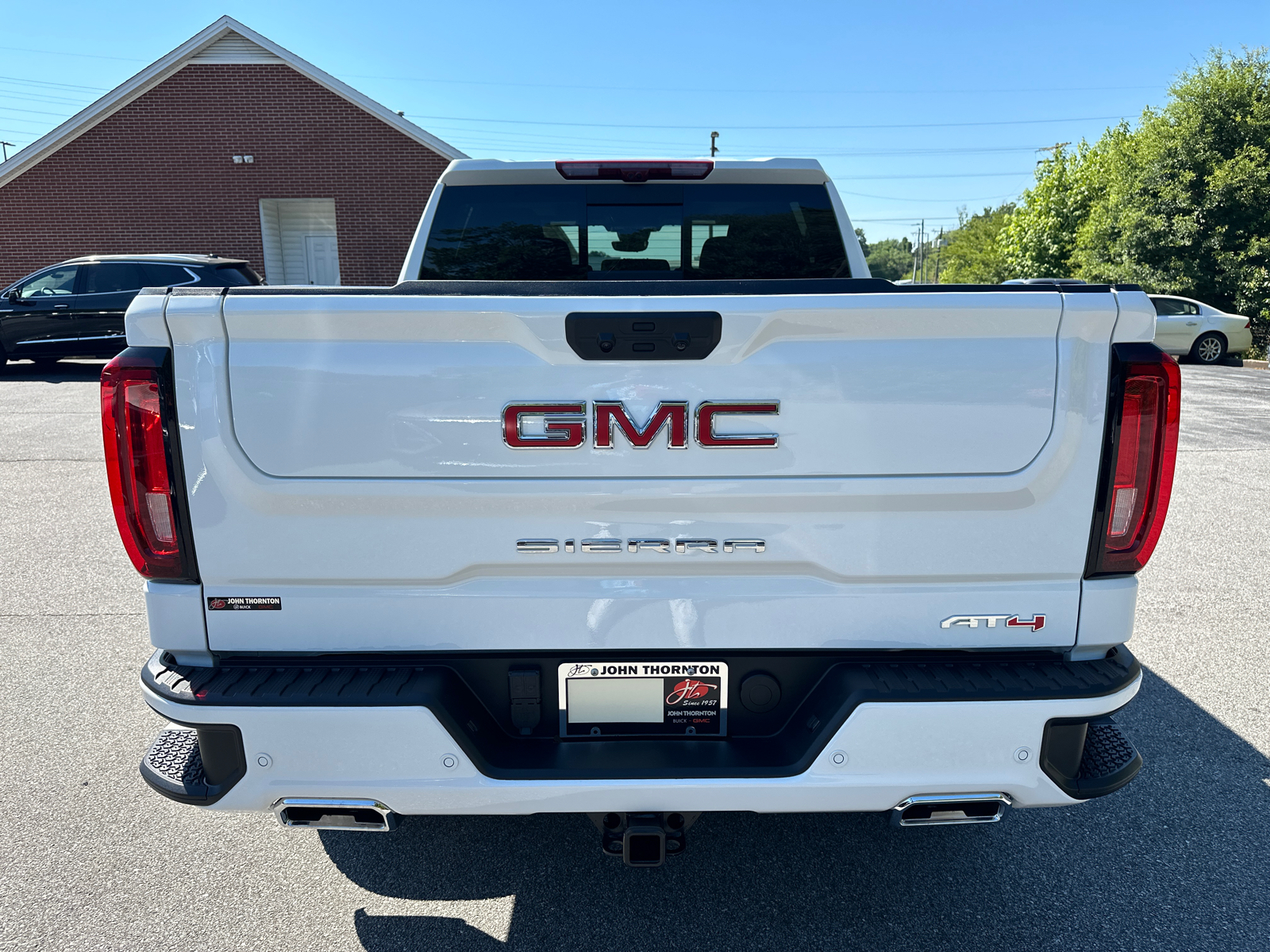 2024 GMC Sierra 1500 AT4 7