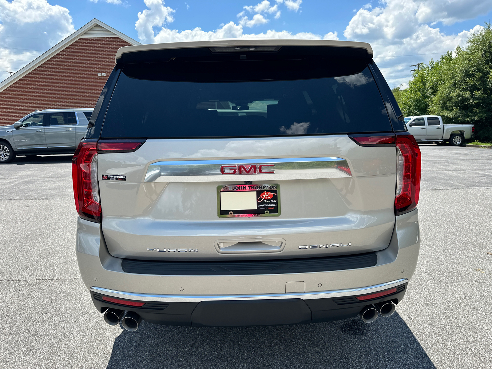 2024 GMC Yukon XL Denali 7