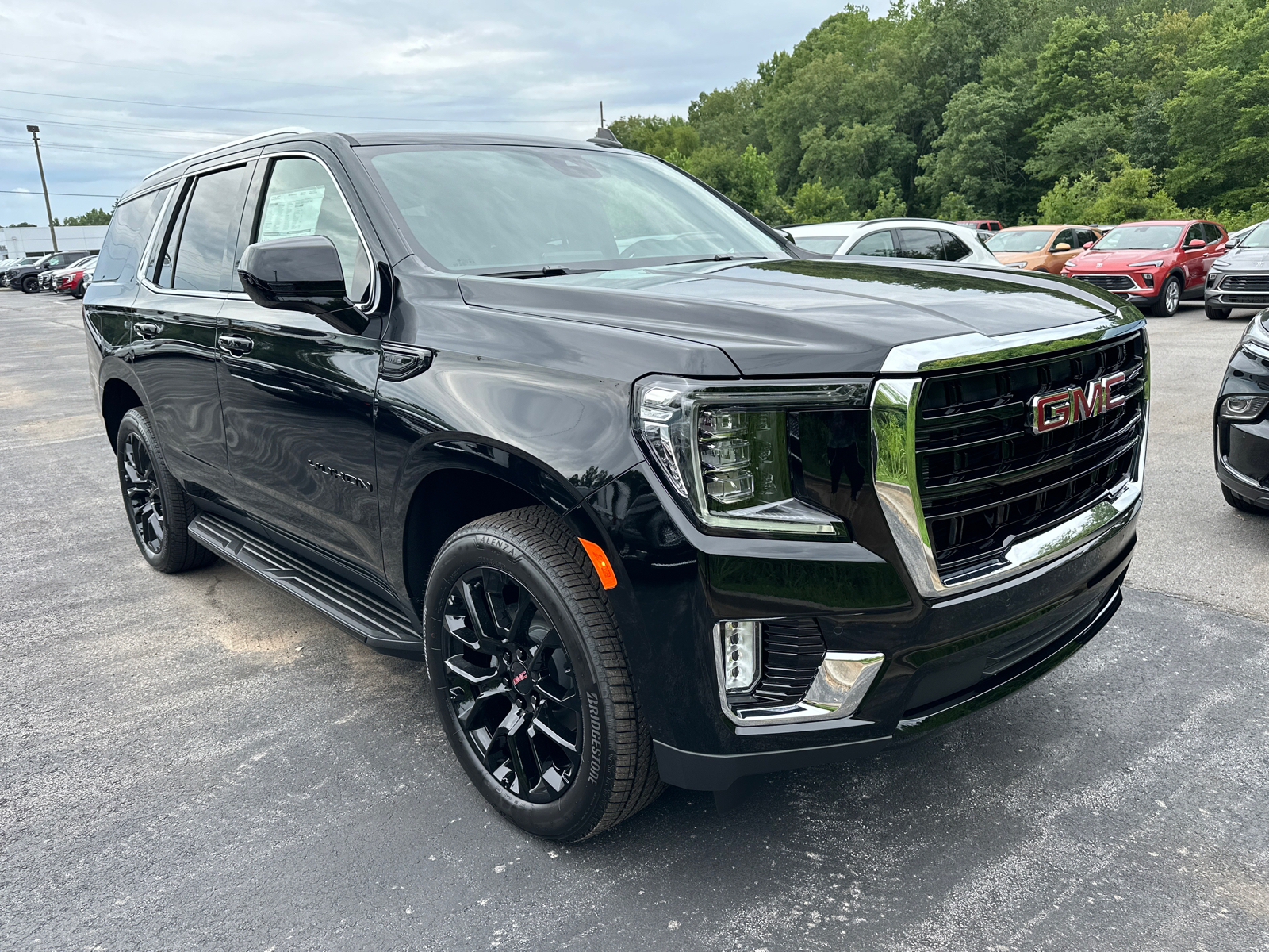 2024 GMC Yukon SLE 4