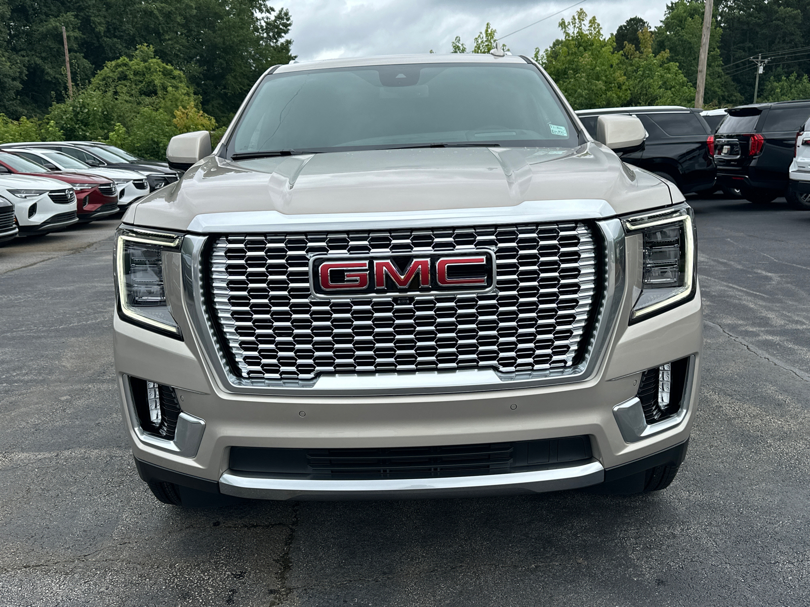 2024 GMC Yukon Denali 3