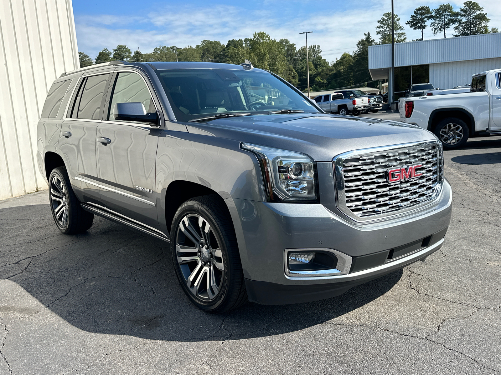 2020 GMC Yukon Denali 4