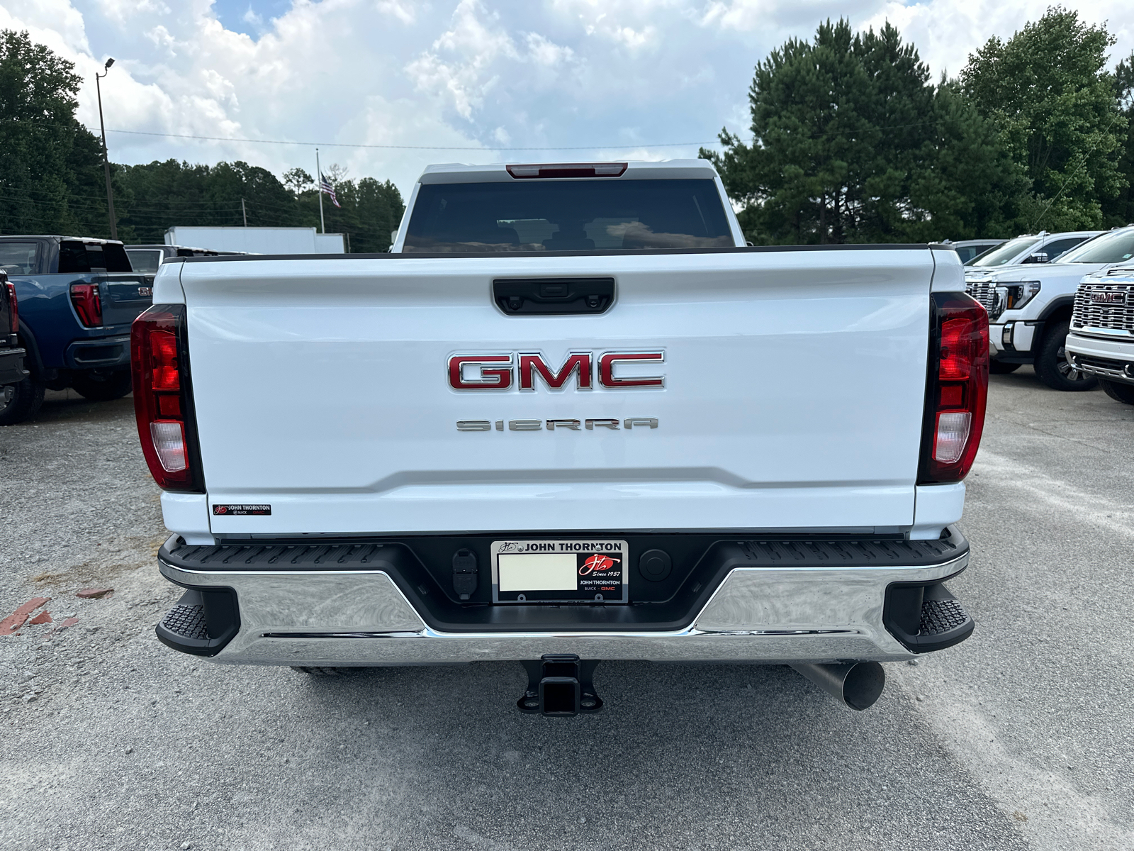 2024 GMC Sierra 2500HD Pro 7