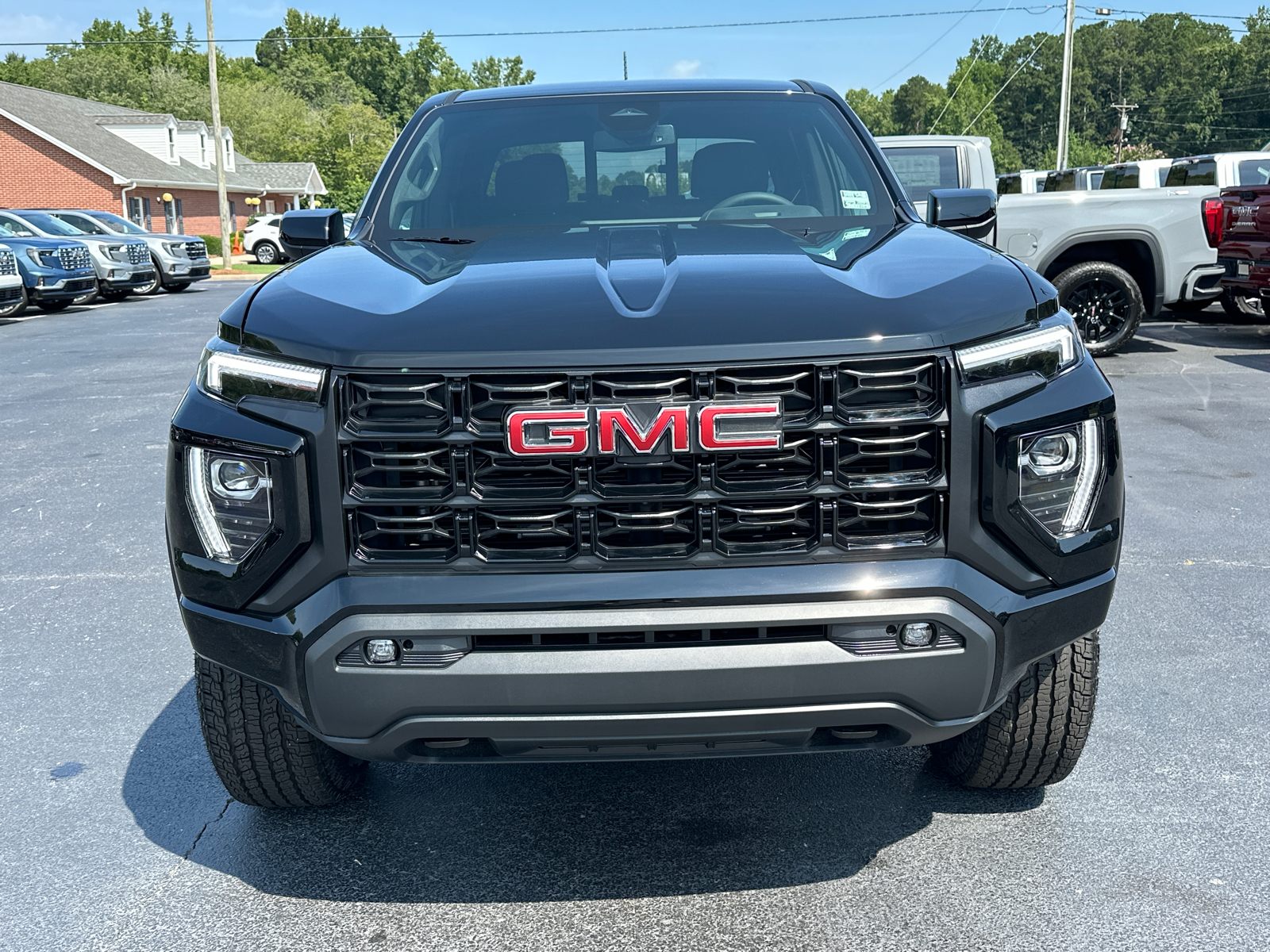 2024 GMC Canyon Elevation 3