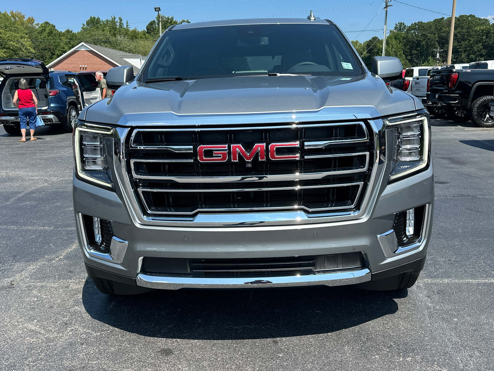 2024 GMC Yukon SLT 3