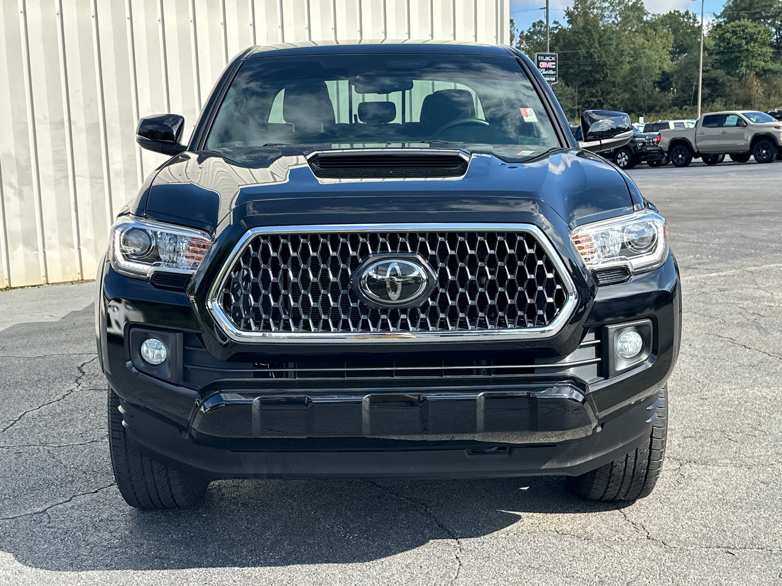 2018 Toyota Tacoma TRD Sport 3