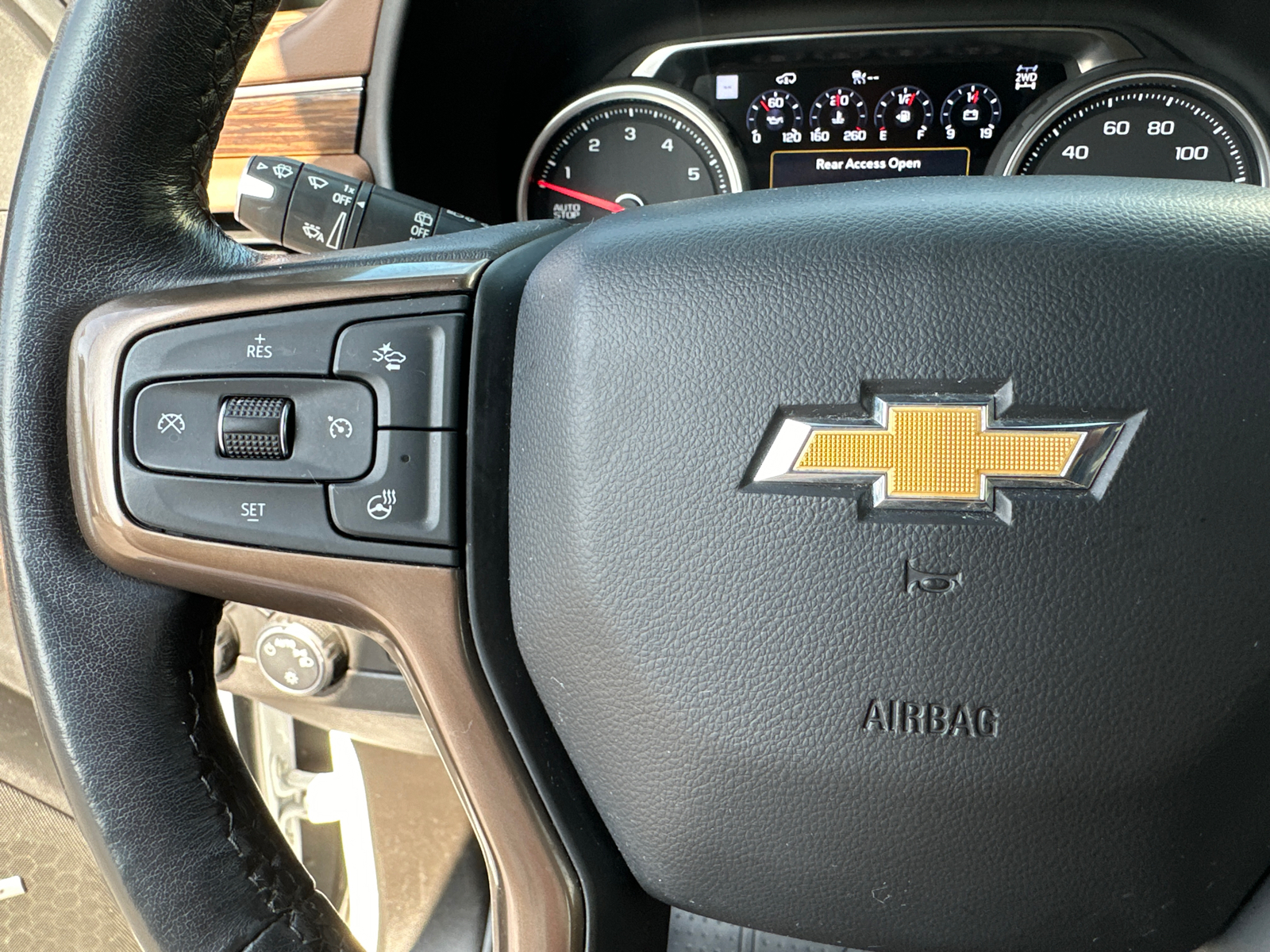 2021 Chevrolet Suburban High Country 27