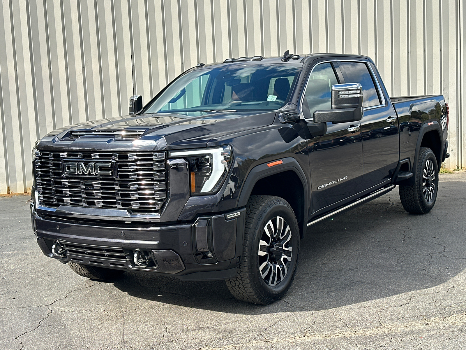 2024 GMC Sierra 2500HD Denali Ultimate 2