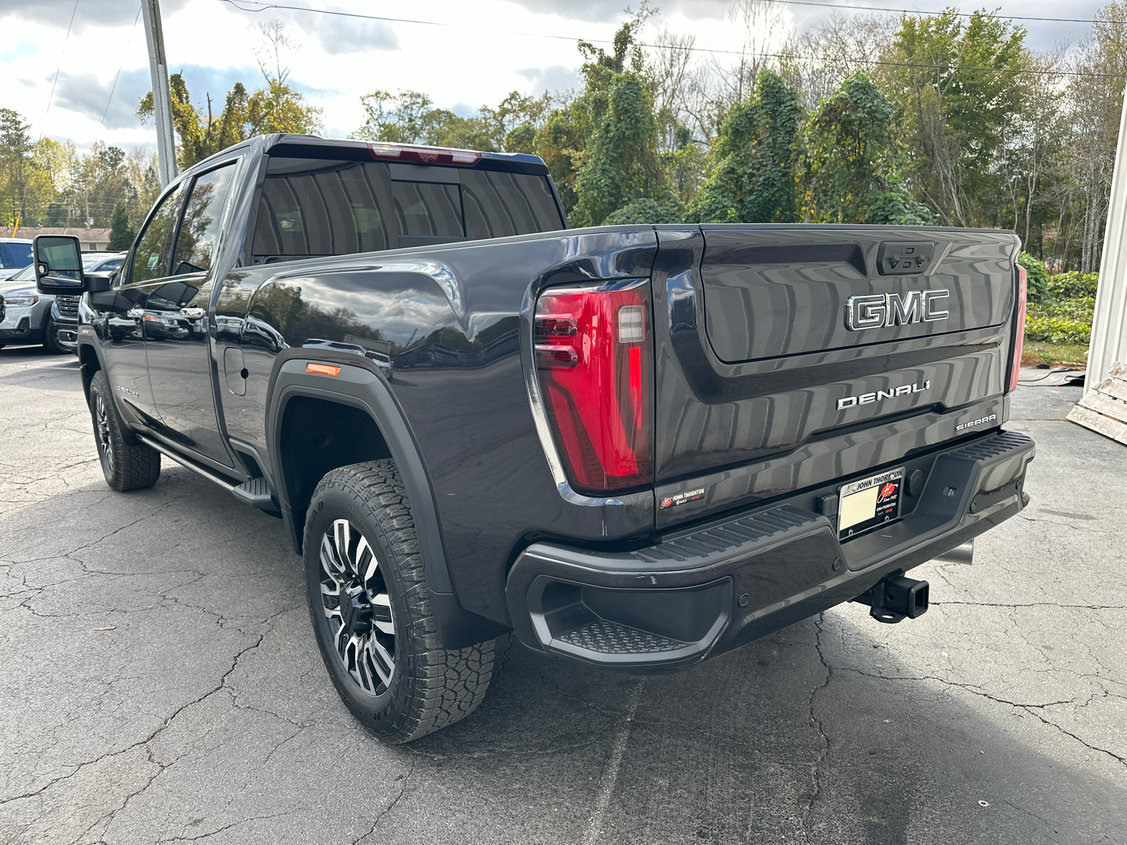 2024 GMC Sierra 2500HD Denali Ultimate 8