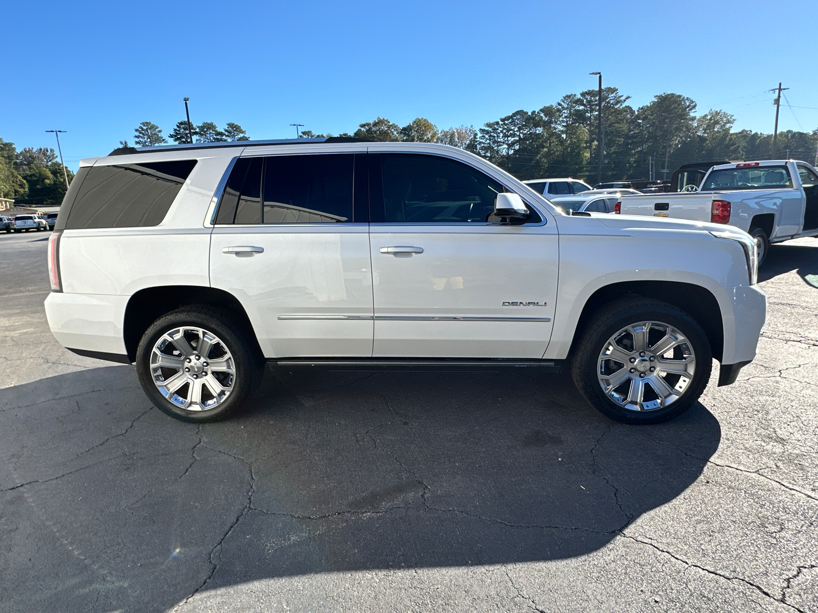 2016 GMC Yukon Denali 5