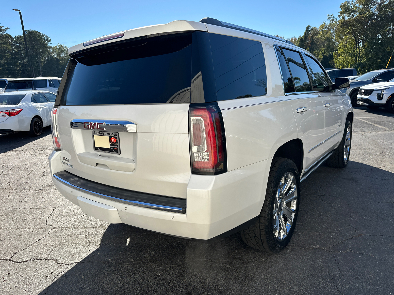 2016 GMC Yukon Denali 6