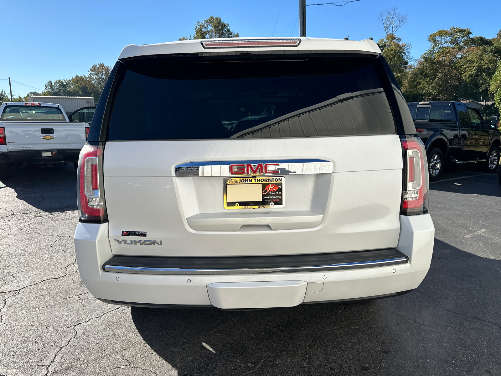 2016 GMC Yukon Denali 7