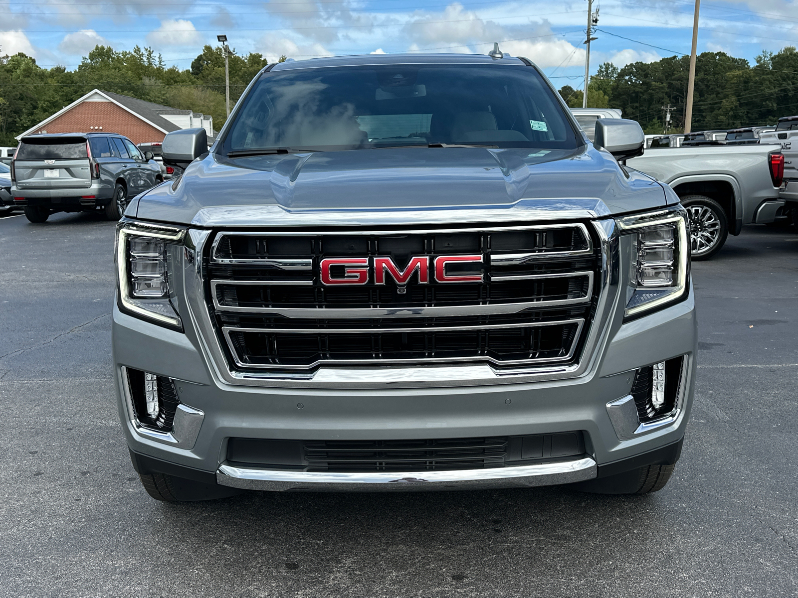 2024 GMC Yukon XL SLT 3