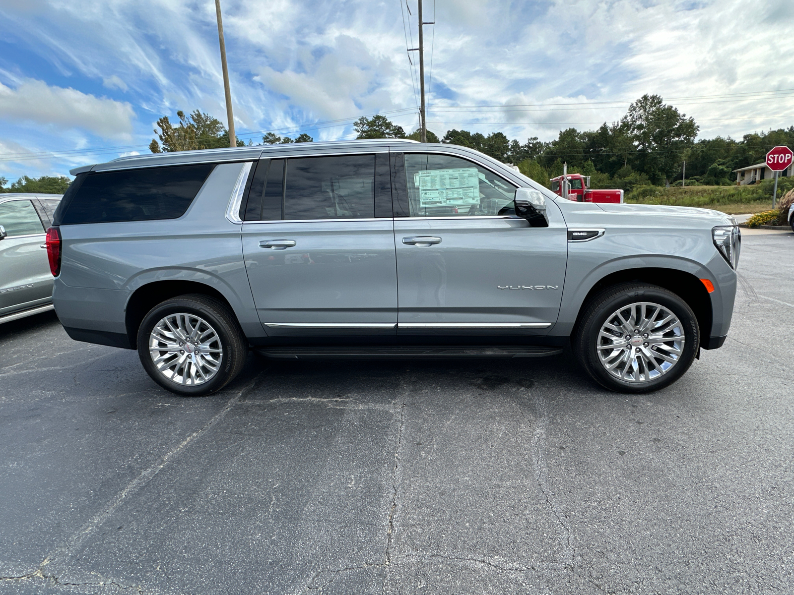 2024 GMC Yukon XL SLT 5