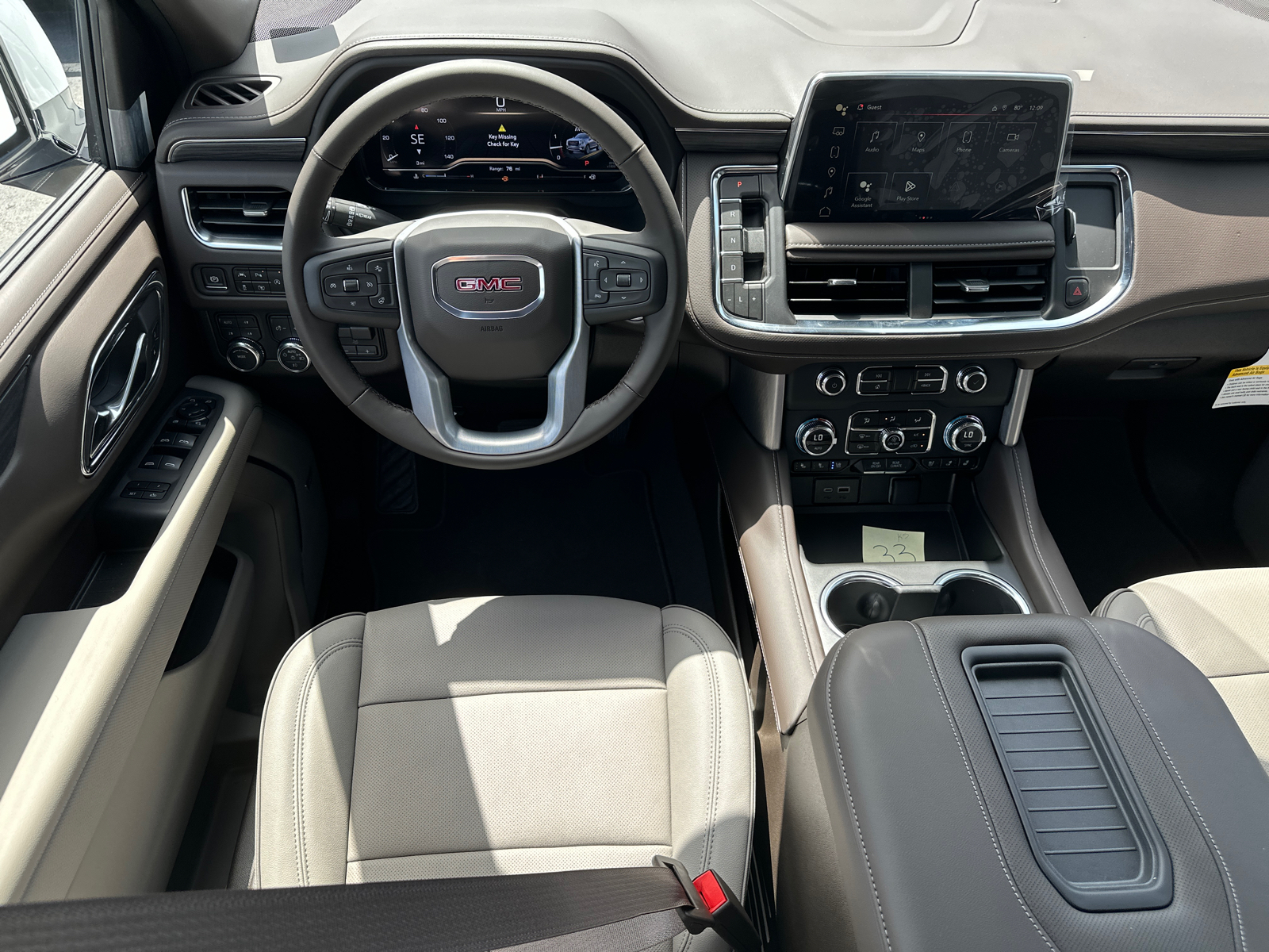 2024 GMC Yukon XL SLT 25