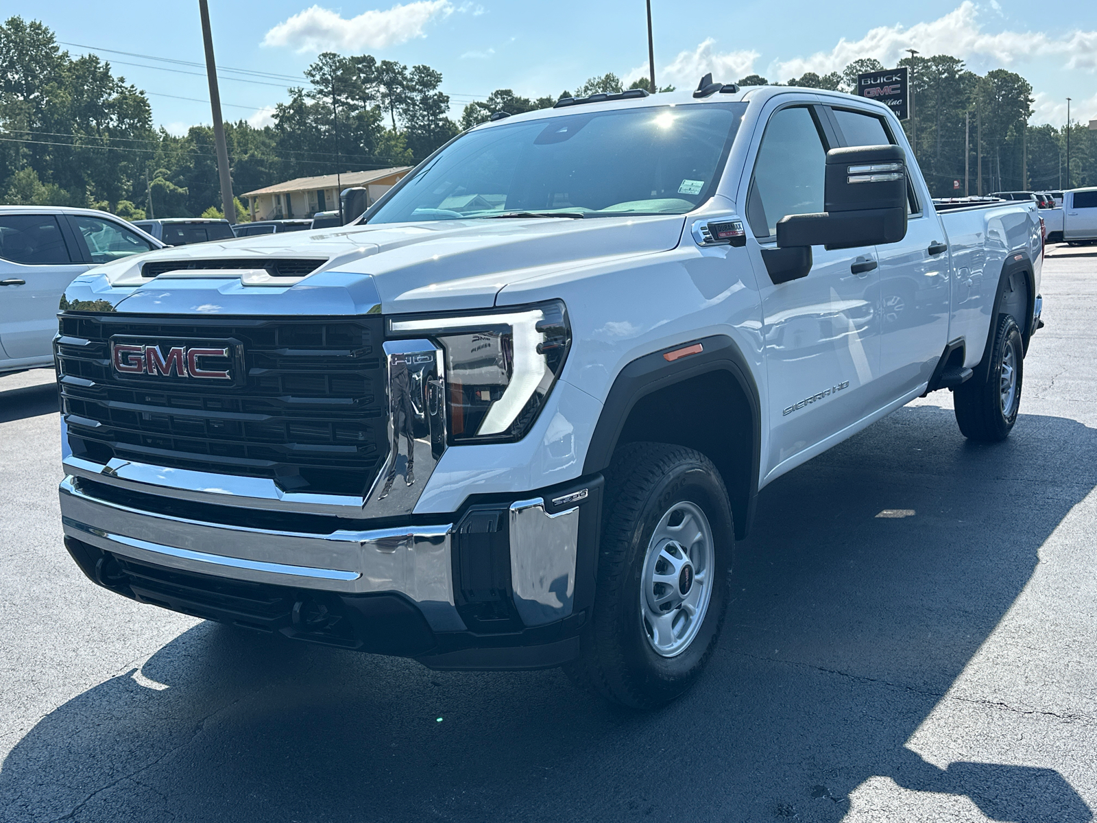 2024 GMC Sierra 2500HD Pro 2