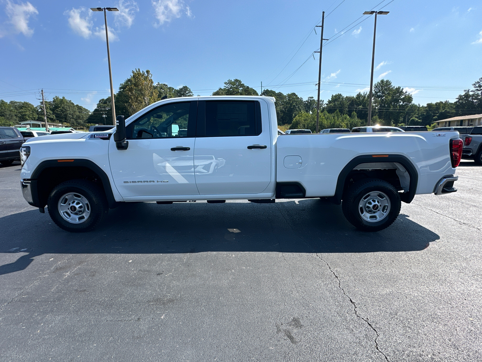 2024 GMC Sierra 2500HD Pro 9