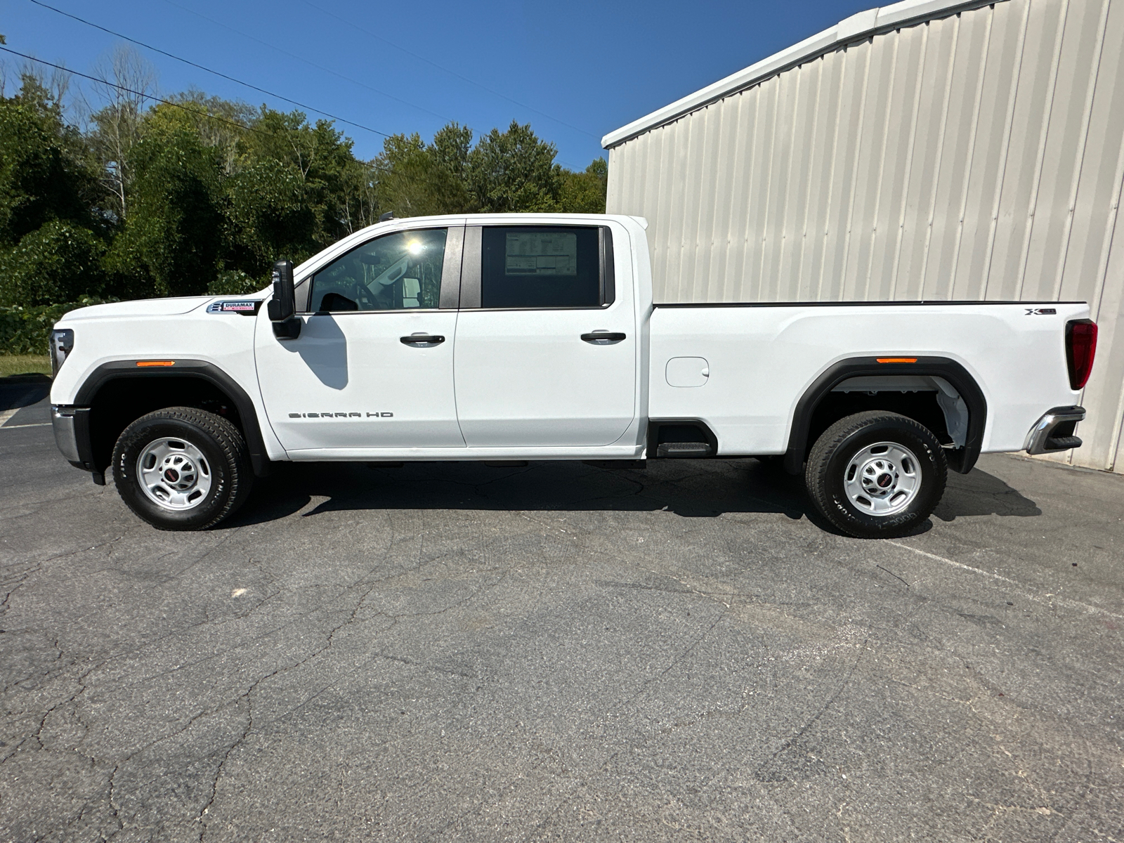 2024 GMC Sierra 2500HD Pro 10