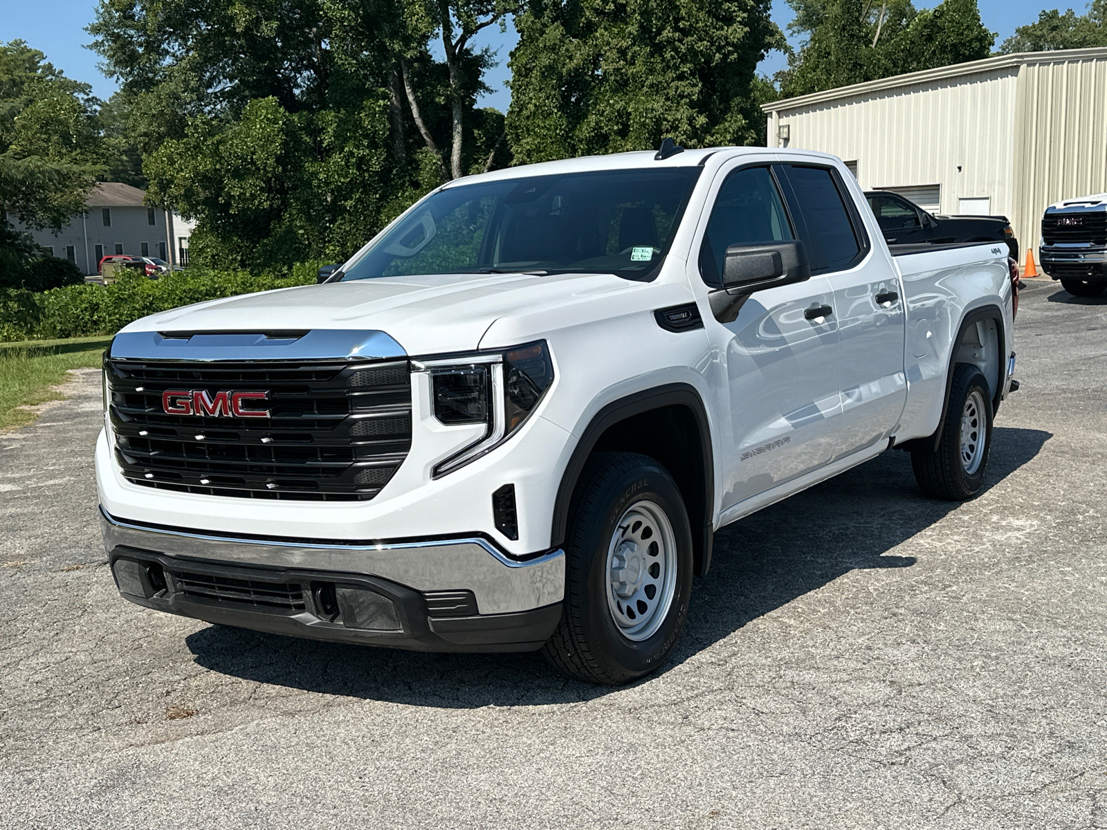 2024 GMC Sierra 1500 Pro 2