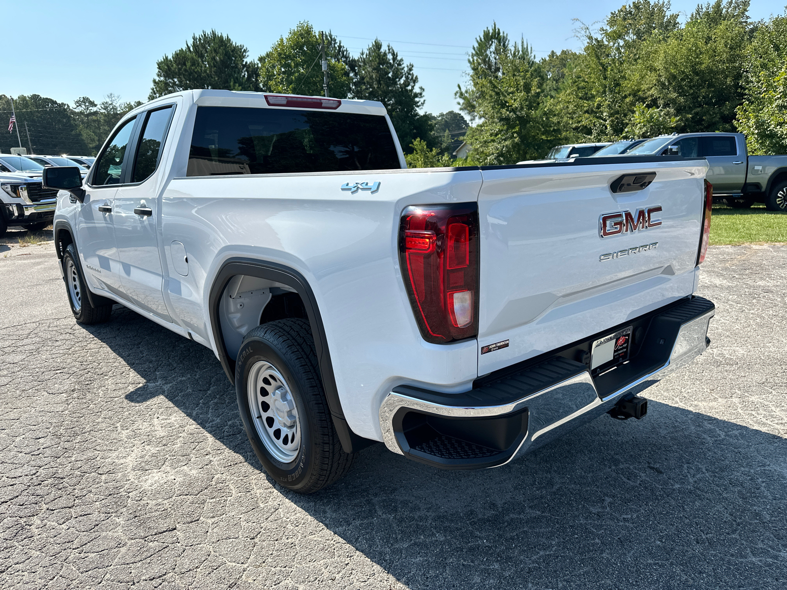 2024 GMC Sierra 1500 Pro 8