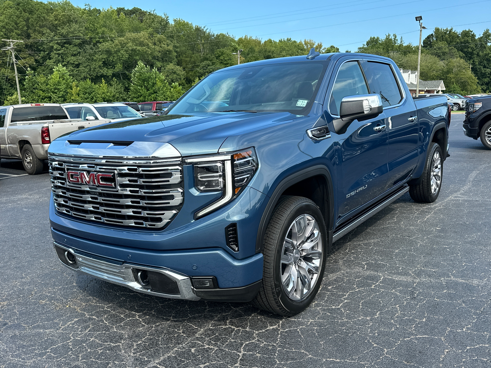 2024 GMC Sierra 1500 Denali 2