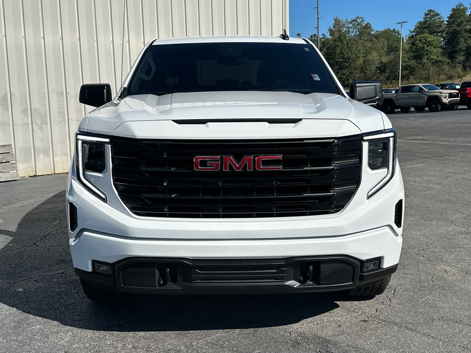 2024 GMC Sierra 1500 Elevation 3