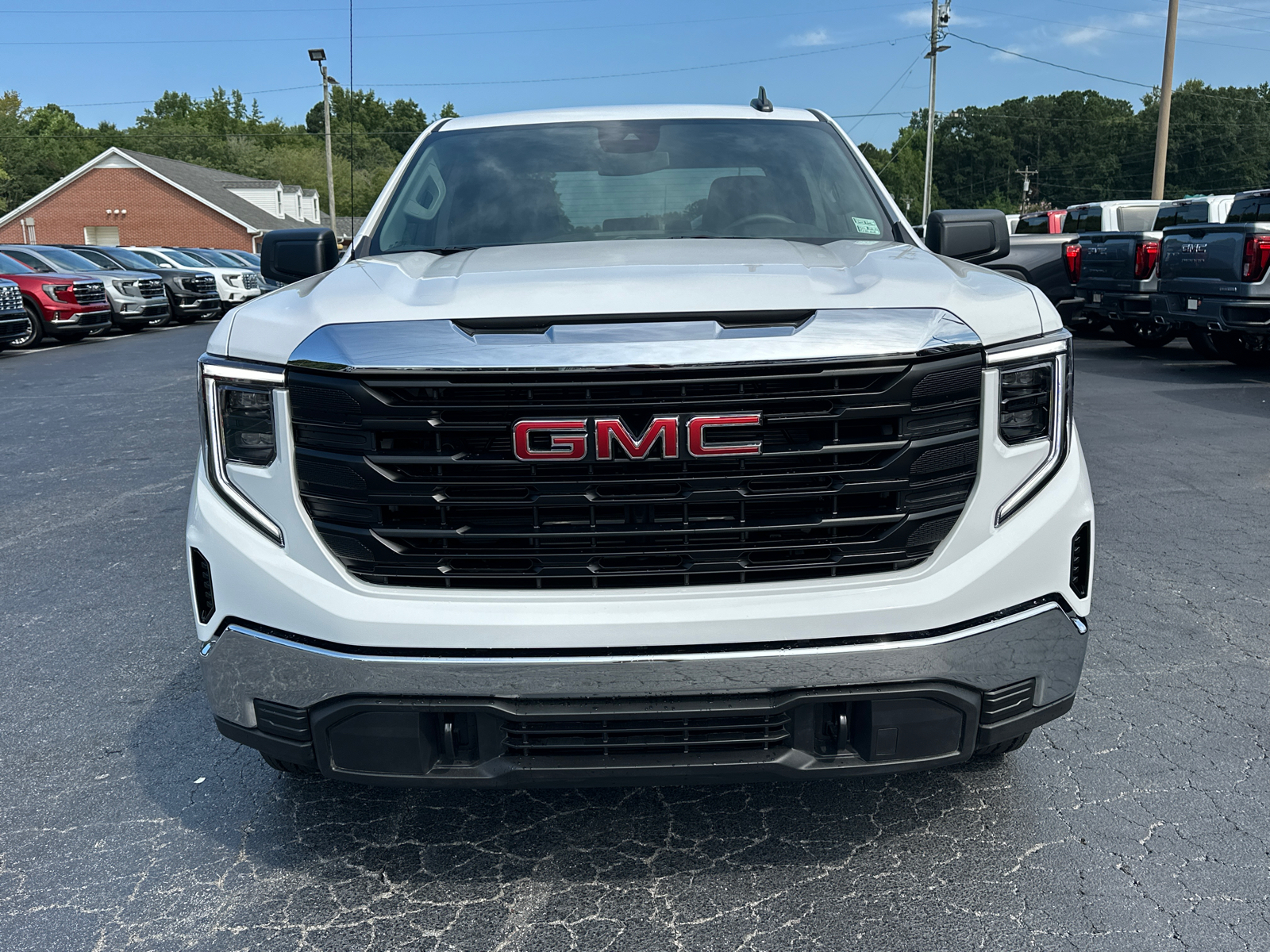 2024 GMC Sierra 1500 Pro 3