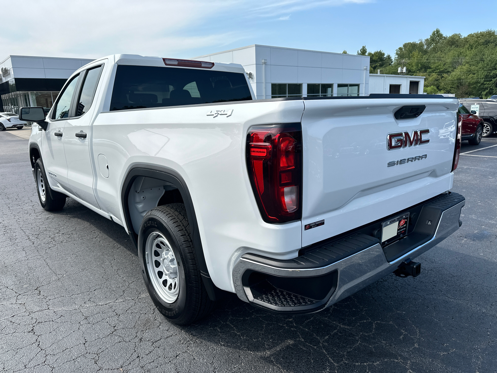 2024 GMC Sierra 1500 Pro 8