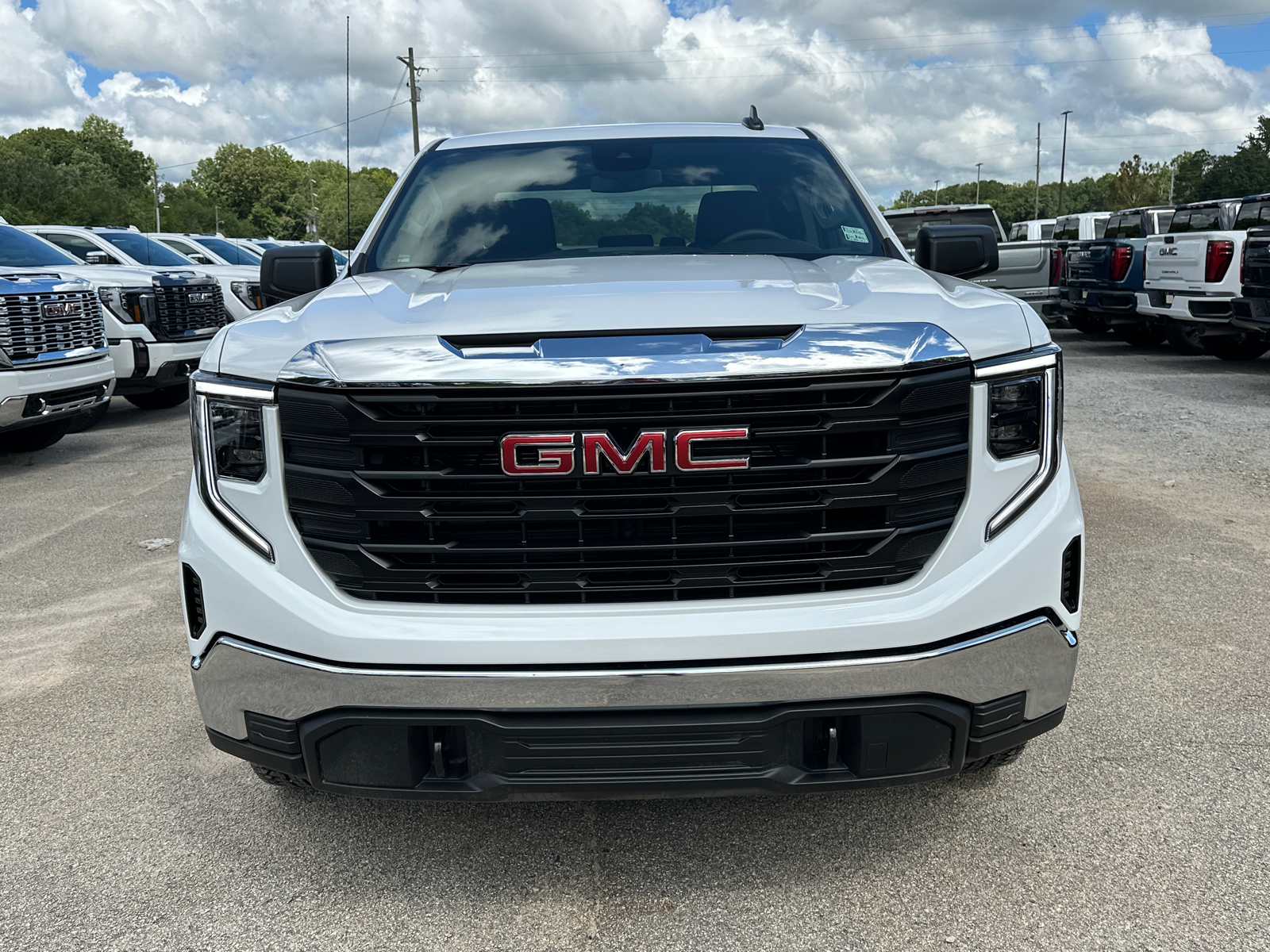 2024 GMC Sierra 1500 Pro 3