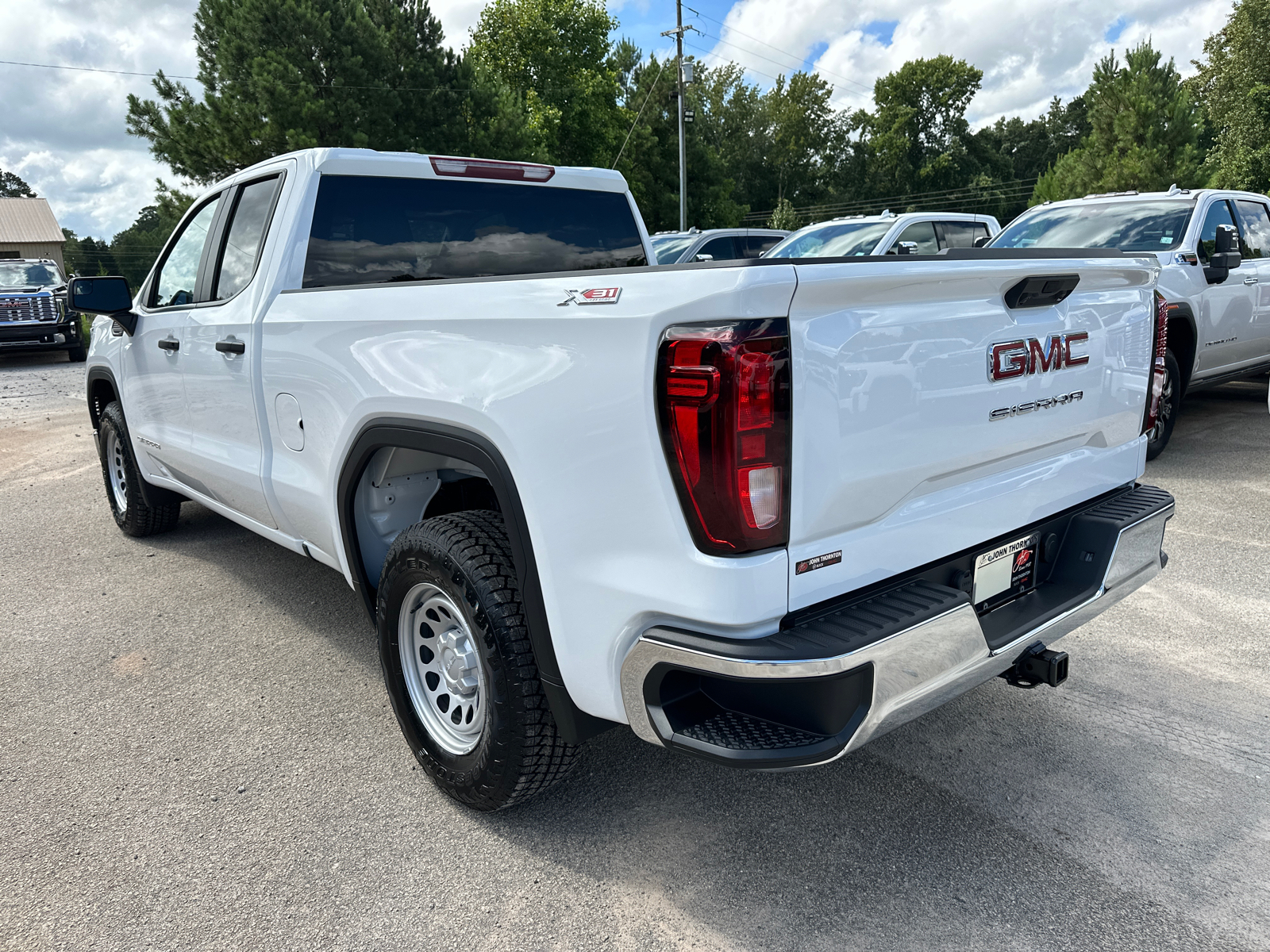 2024 GMC Sierra 1500 Pro 8