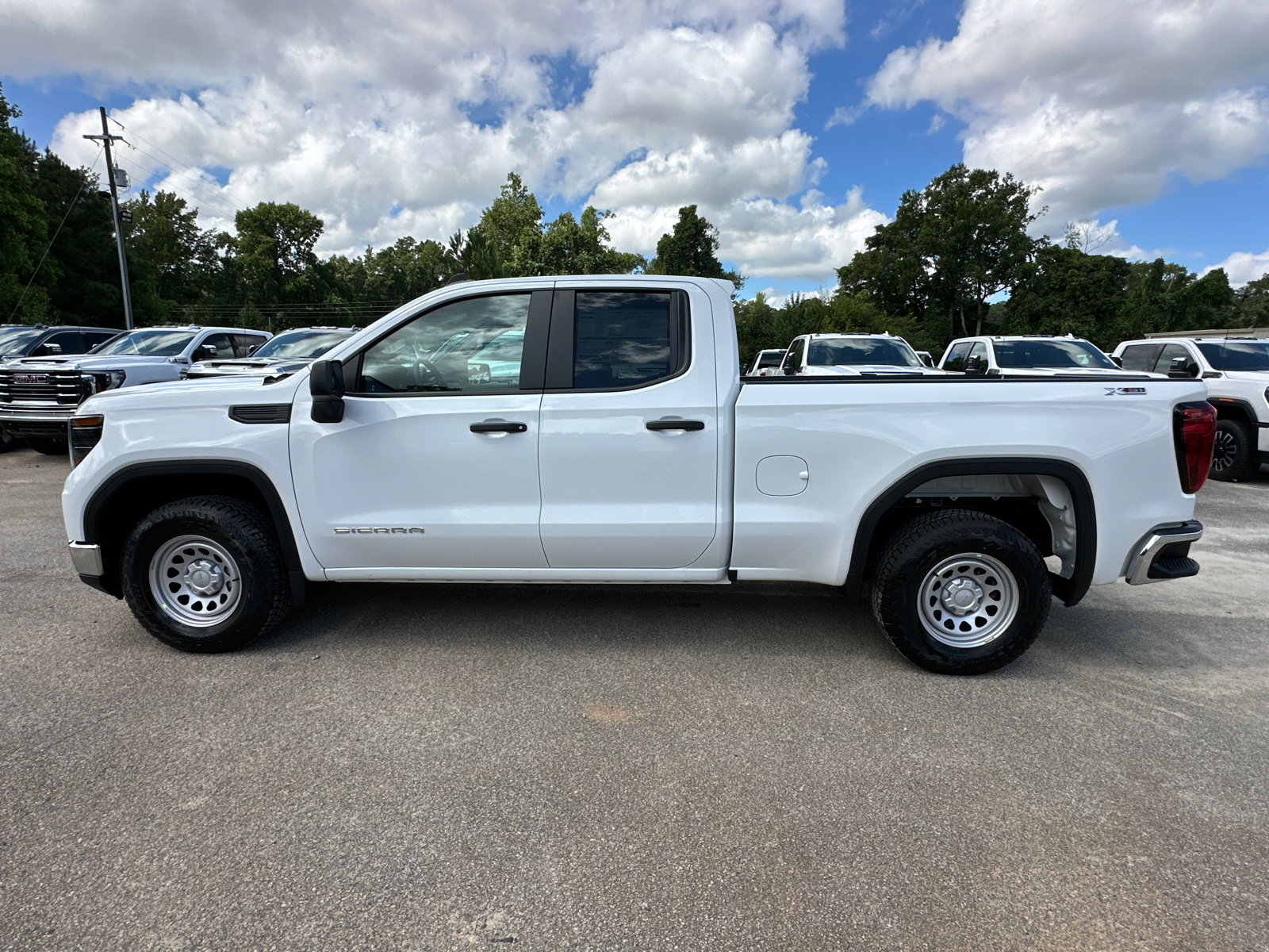 2024 GMC Sierra 1500 Pro 9