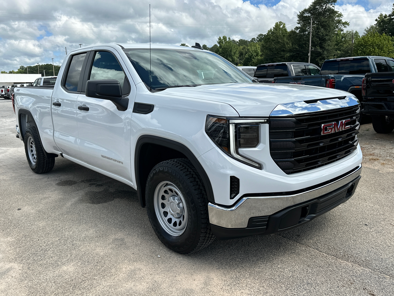 2024 GMC Sierra 1500 Pro 4