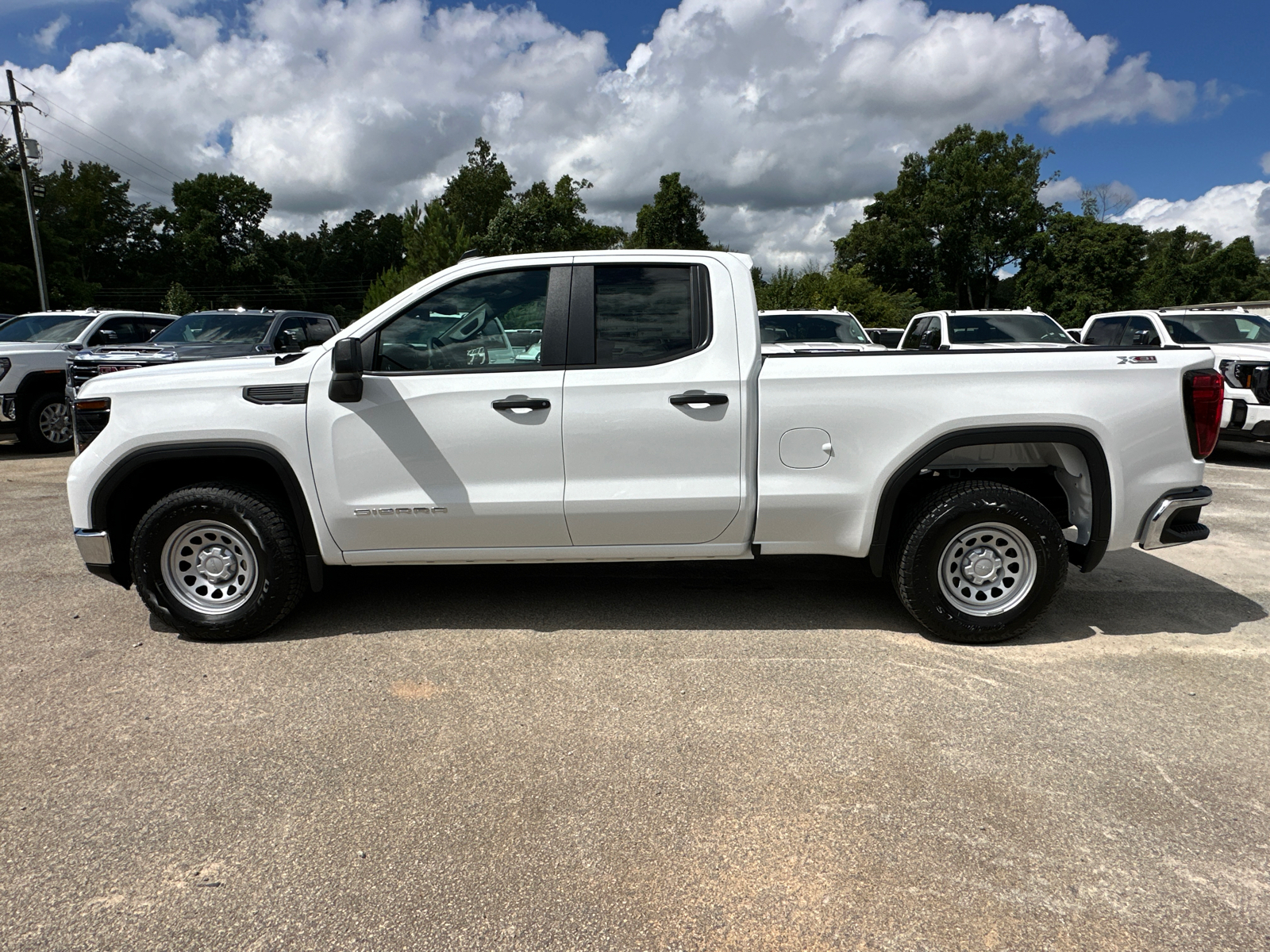 2024 GMC Sierra 1500 Pro 9