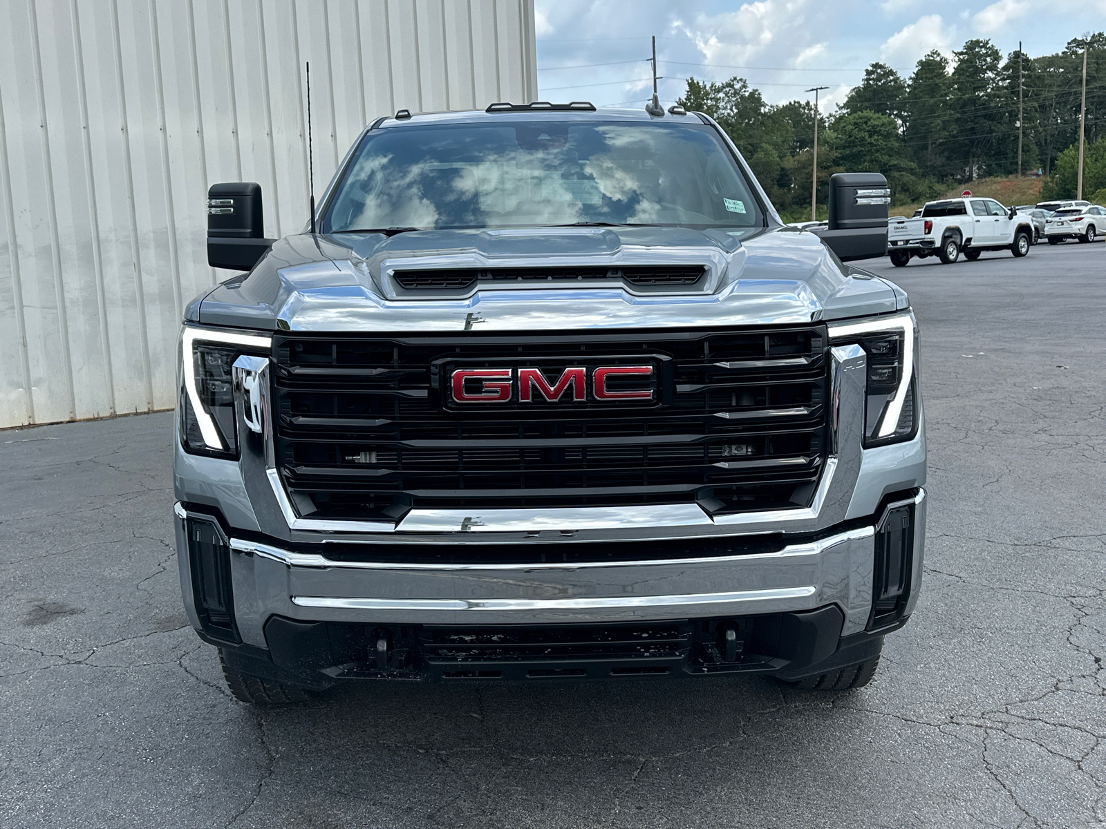 2024 GMC Sierra 2500HD Pro 3